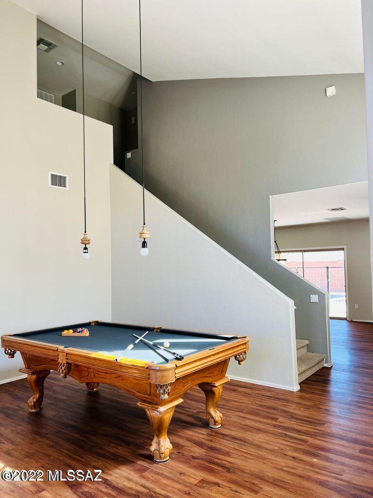 Continental Reserve Blks 17-19 (1-102) - Residential