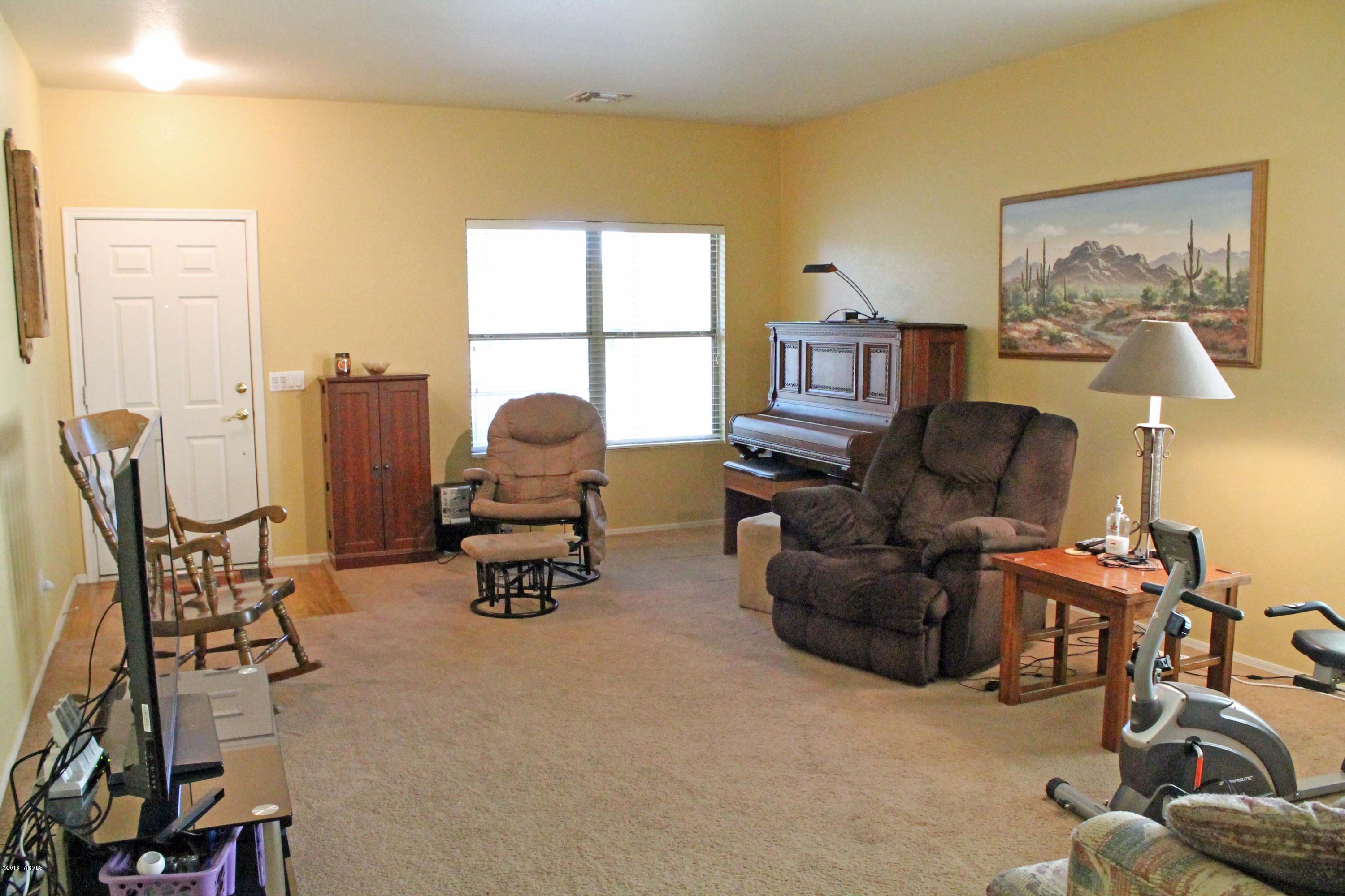 Pantano Heights (1-123) - Residential