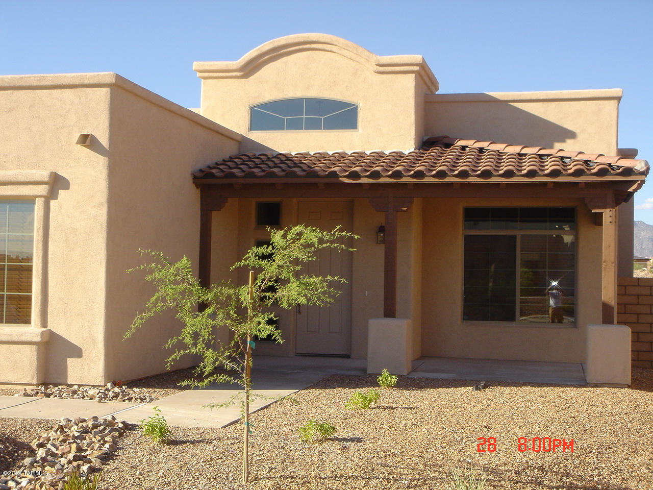 WELL MAINTAINED 4 BEDROOM ,3 BATH HOME OVERLOOKING THE GOLF COURSE WITH BEAUTIFUL VIEWS OF THE MOUNTAINS. CLOSE TO I-10 IN THE VAIL SCHOOL DISTRICT. GATED COMMUNITY WITH ACCESS TO A  COMMUNITY POOL! 
PLEASE CALL FOR SHOWING....
