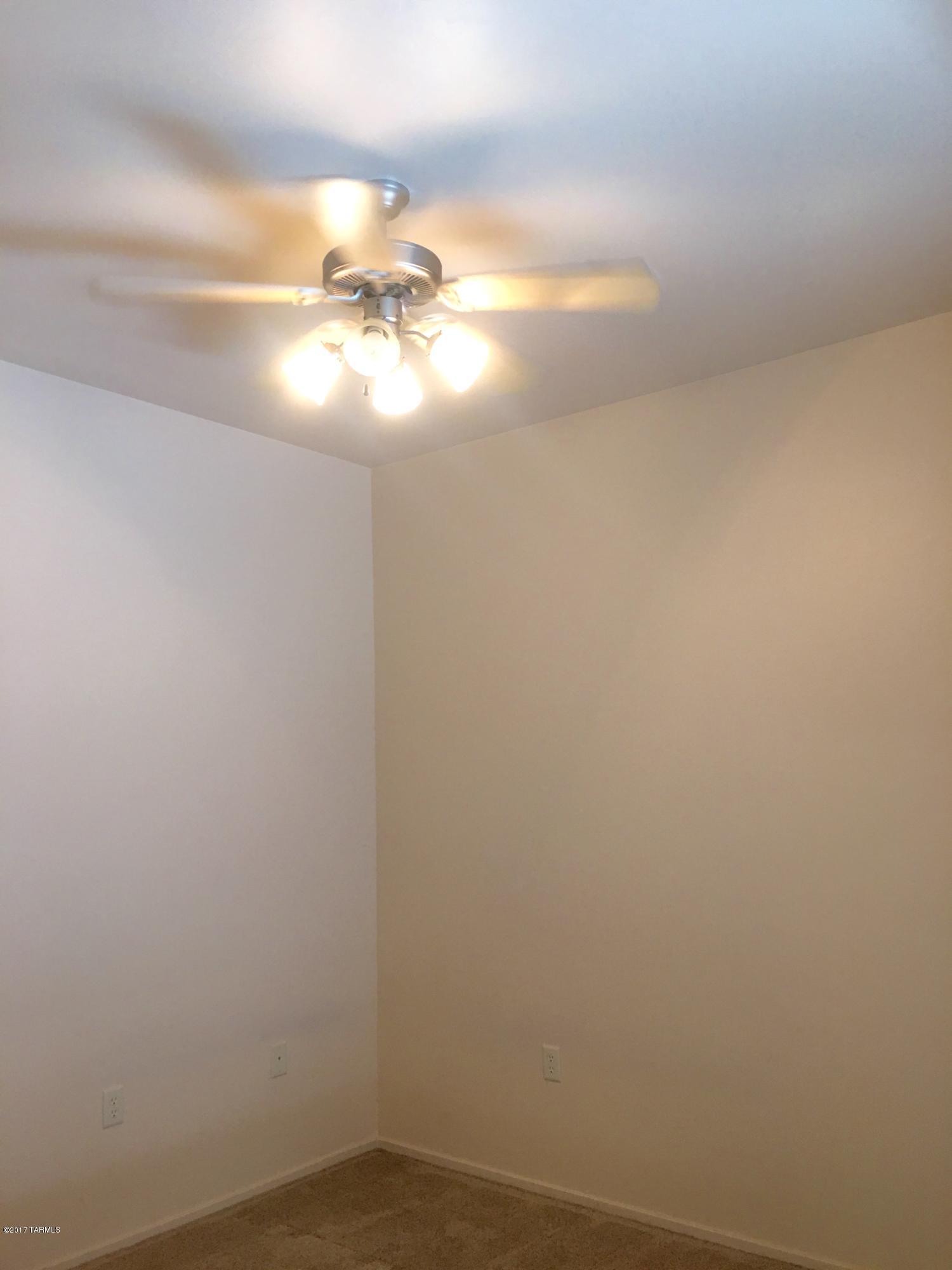 Placita Escondida Bldgs 18-20 Units 1-204 - Residential Lease