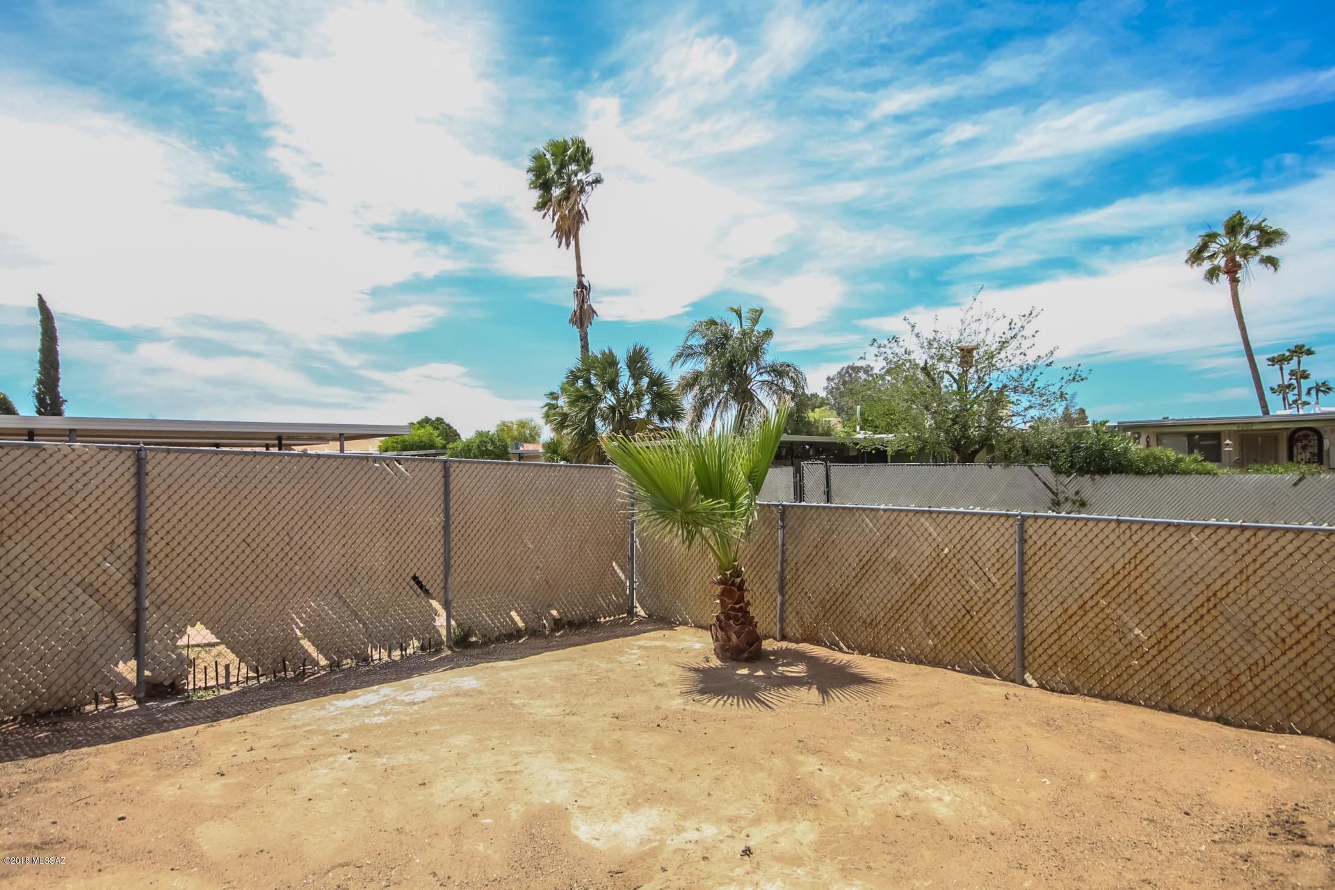 Palm Grove Clusters (186-349, 543) - Residential