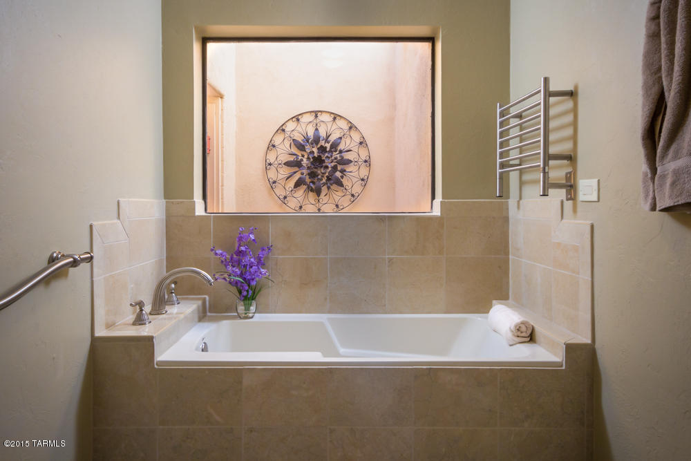 Tucson National Est West - Residential