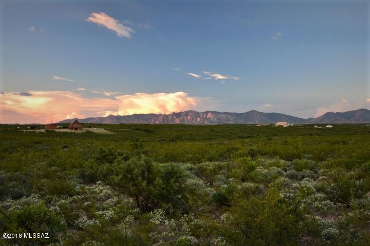 Land is not equal, and this land in comparison to what is available in the area, shines. You need to see. It is 600+ feet off of Middlemarch Rd so you are spared the dust and noise. Sits up higher than the surrounding land which affords killer views and privacy. The soil is rich and permeable.  A breeze to put in the home of your choice. So in summary the lot is pristine and has not been over grazed or sheet flooded.