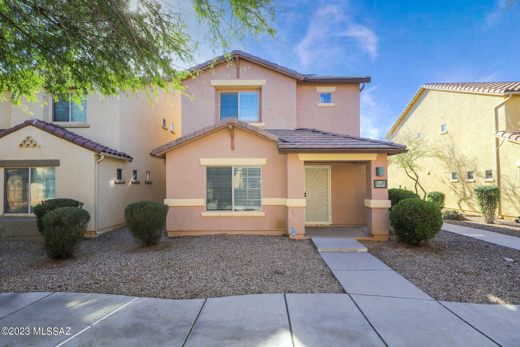 Beautiful, well maintained Pulte home with natural lights and vibrant colors in the Vail district. The house is GREEN energy with SOLAR PANELS installed to ease the electric bill! Laundry room upstairs with WASHER and DRYER PROVIDED for convenience. Newer A/C unit and water heater. Stainless steel appliances. Short distance behind the house, there's a playground for entertainment along with neighborhood amenities: walking/jogging trails, pool, and basketball court. Come and see for yourself!