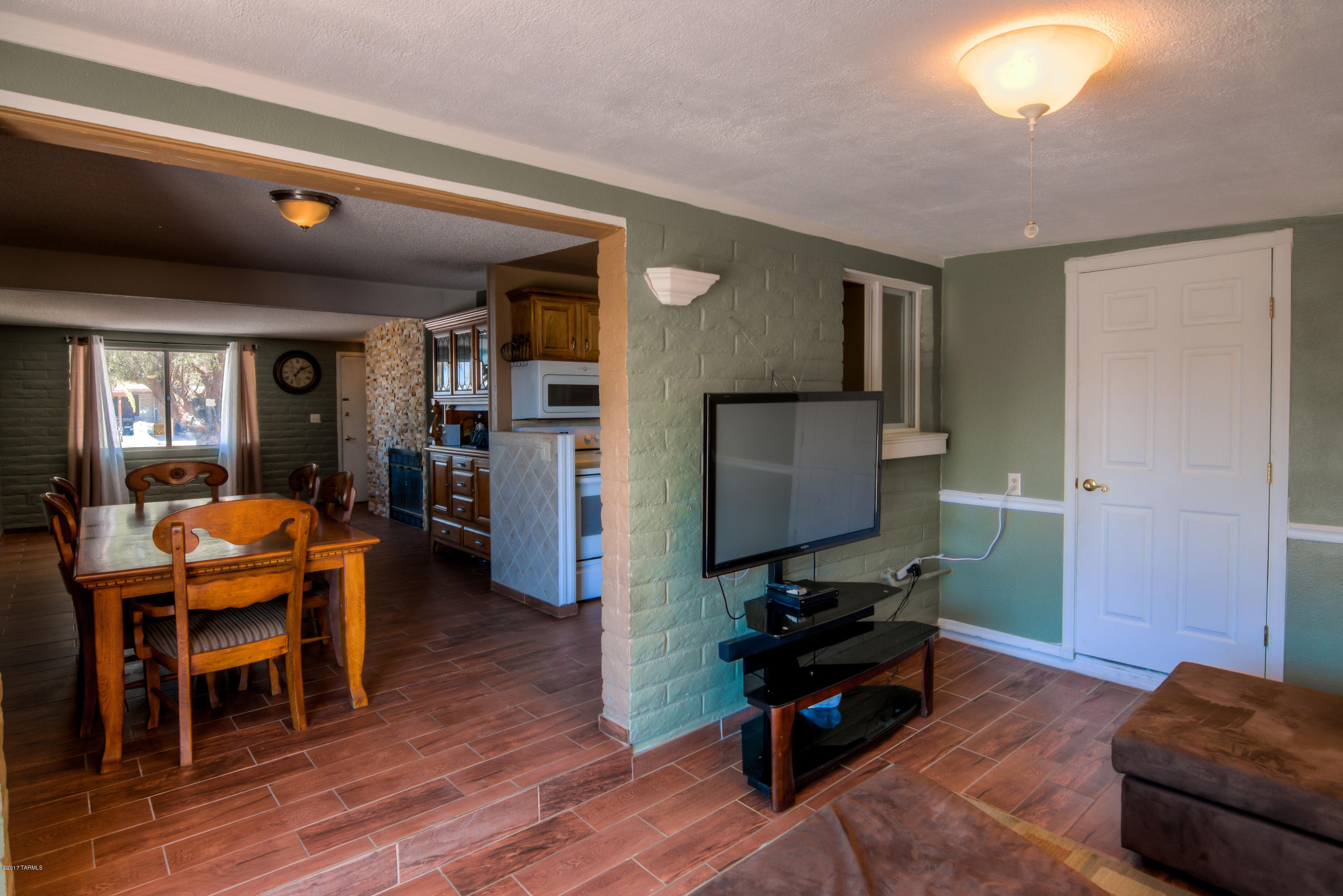 Olive Grove (596-684) - Residential