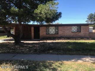 Affordable three bedroom, two bath home with covered back patio, enclosed backyard, washer/dryer hookups, and one car carport.  Home has new AC.
