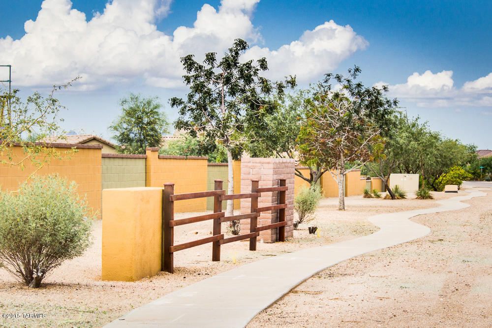 San Lucas Block 8 - Residential