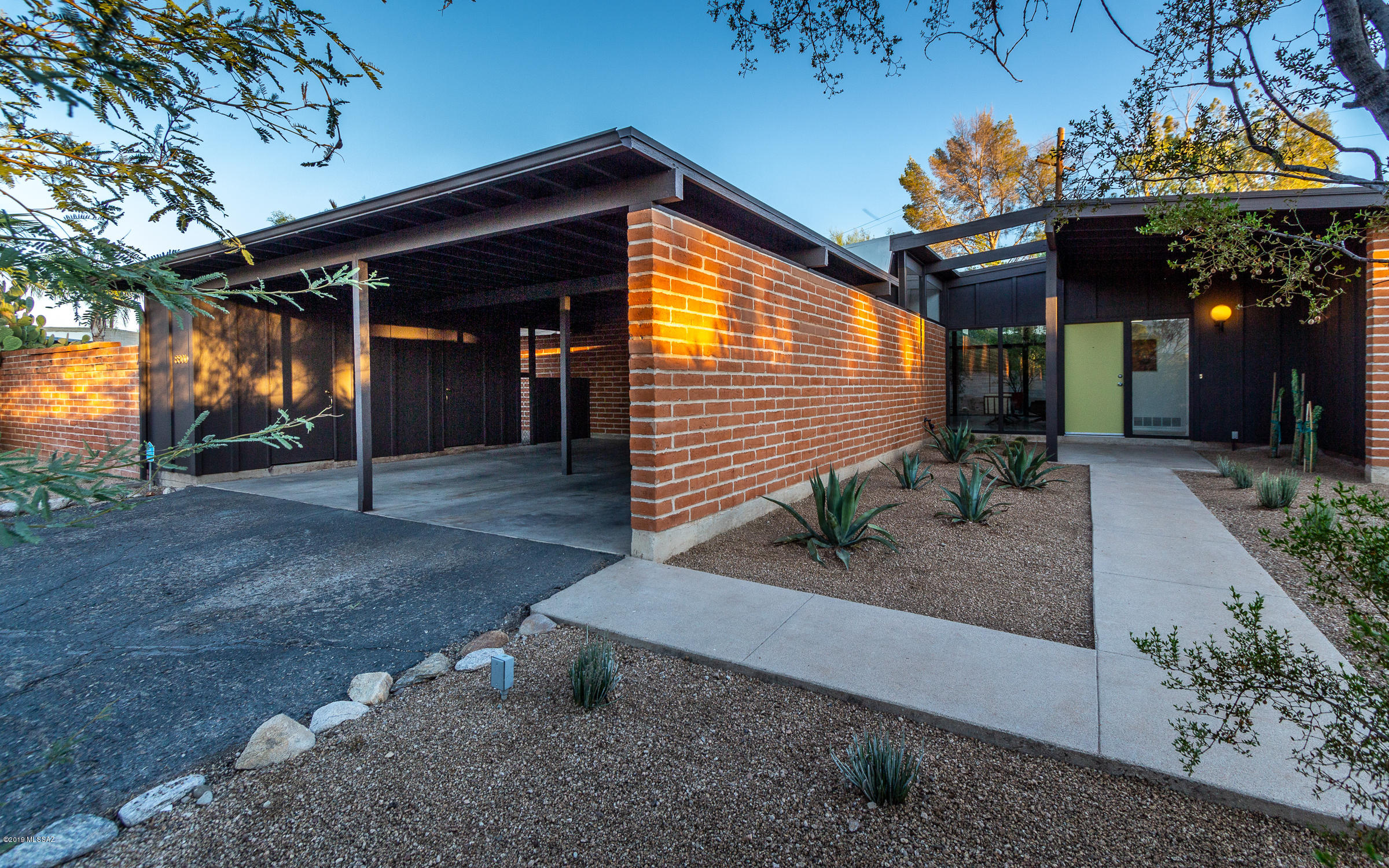 Windsor Park (1-55) - Residential