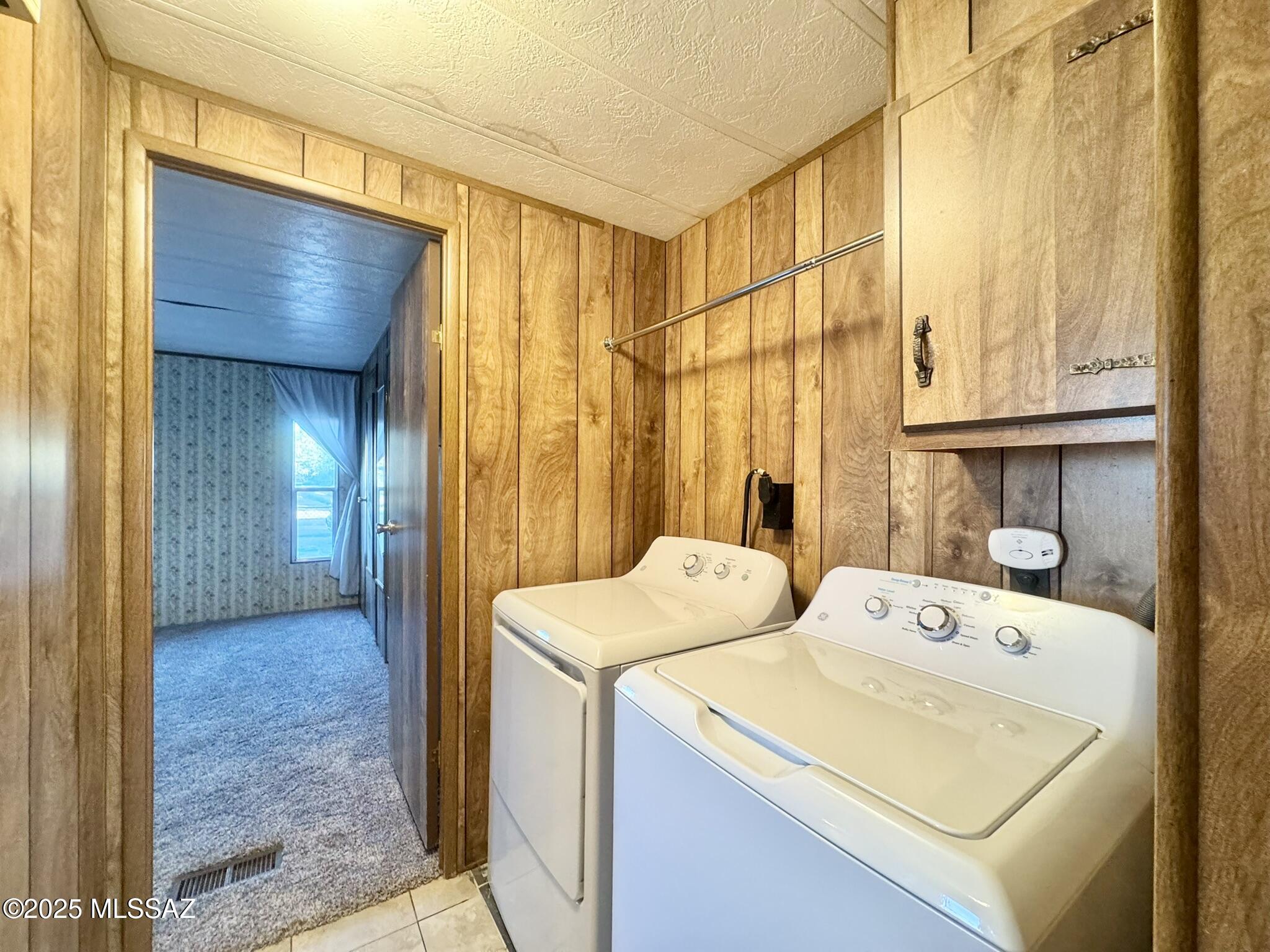 Mescal Lakes - Residential