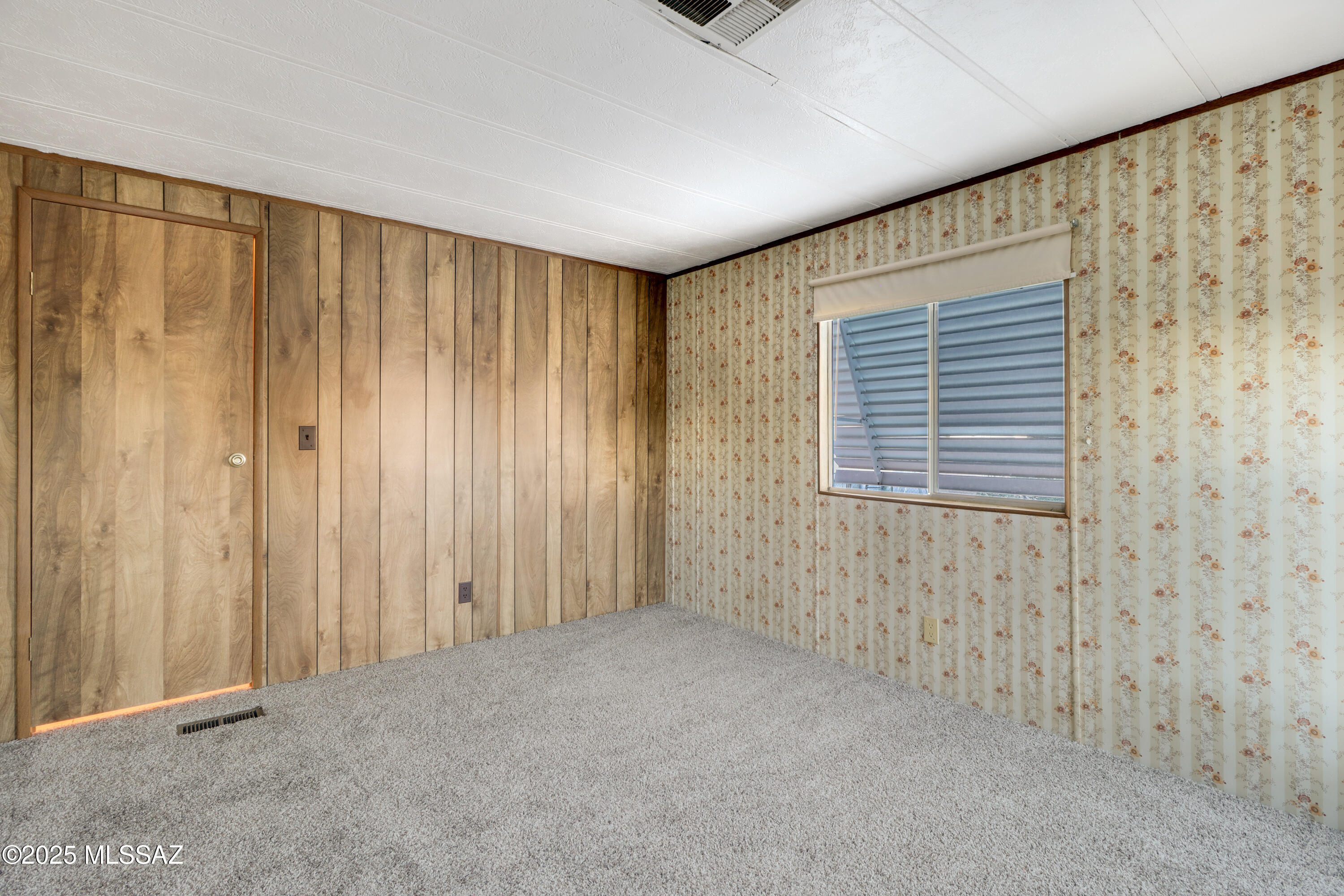 Mescal Lakes - Residential
