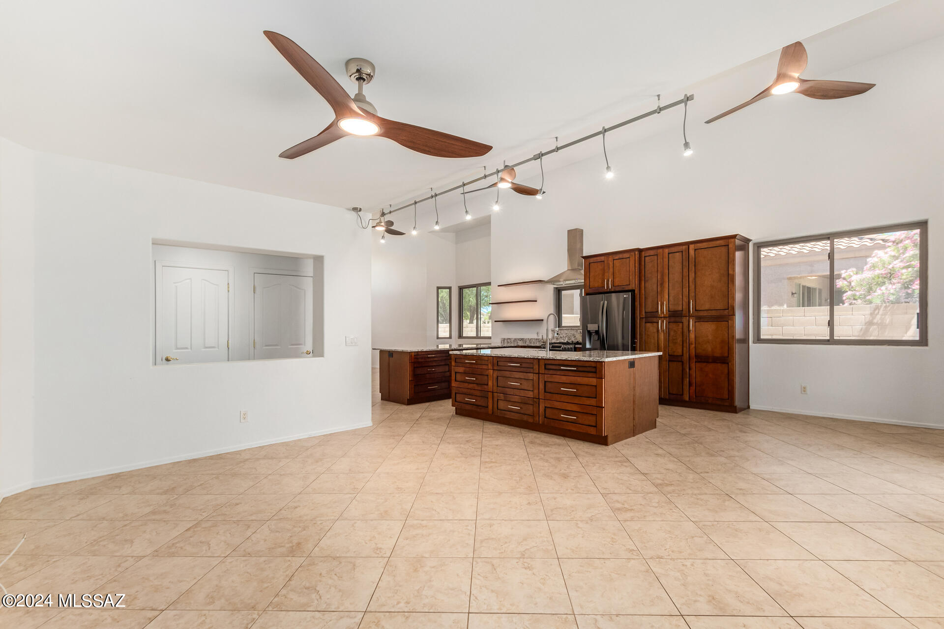 Rancho Del Lago (389-465) - Residential