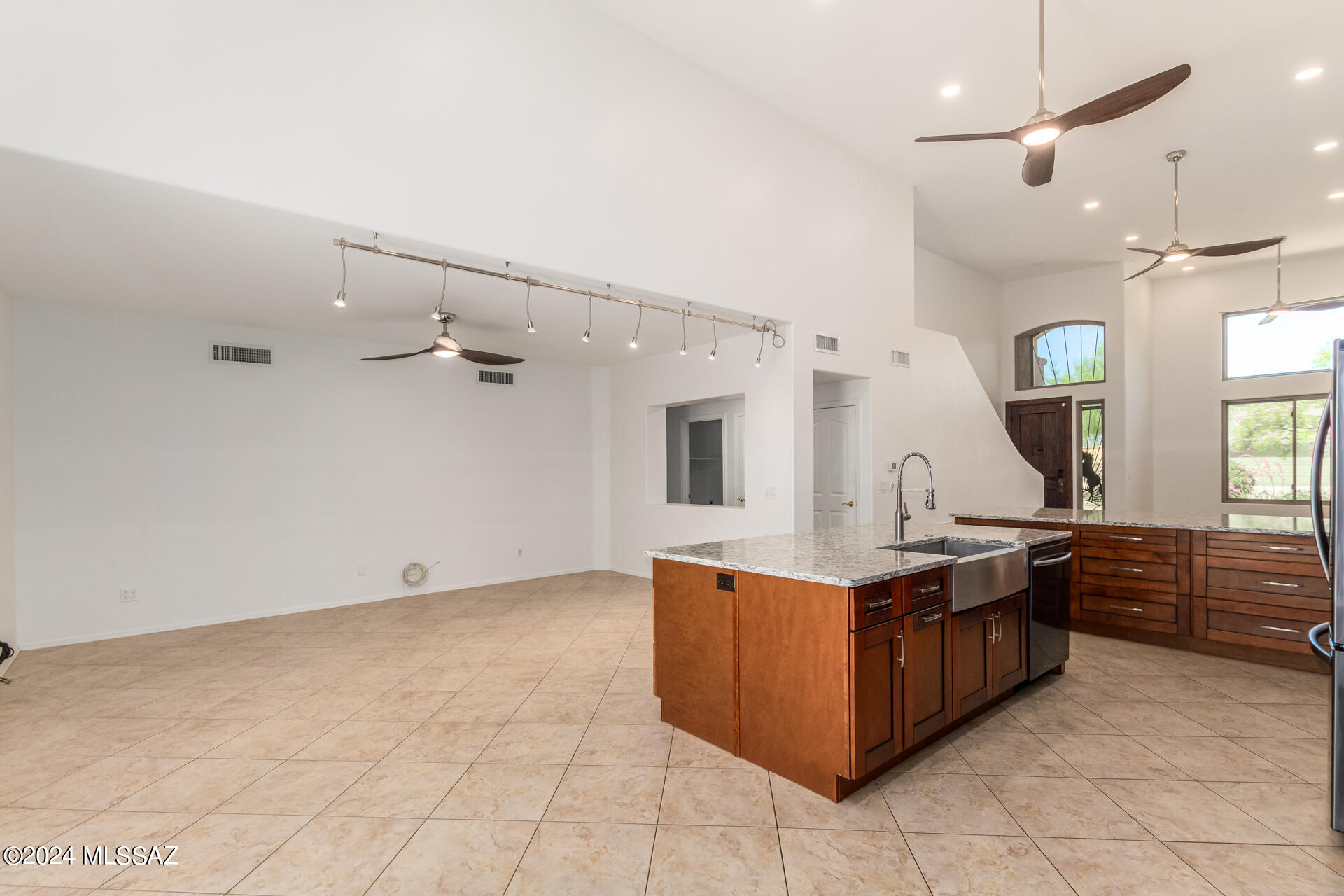 Rancho Del Lago (389-465) - Residential