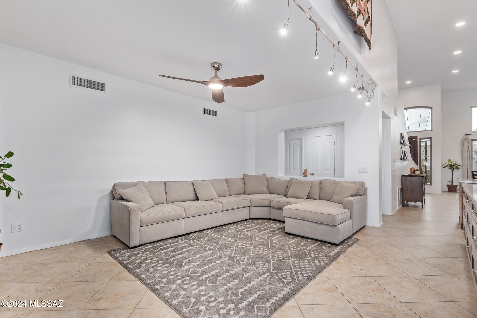 Rancho Del Lago (389-465) - Residential