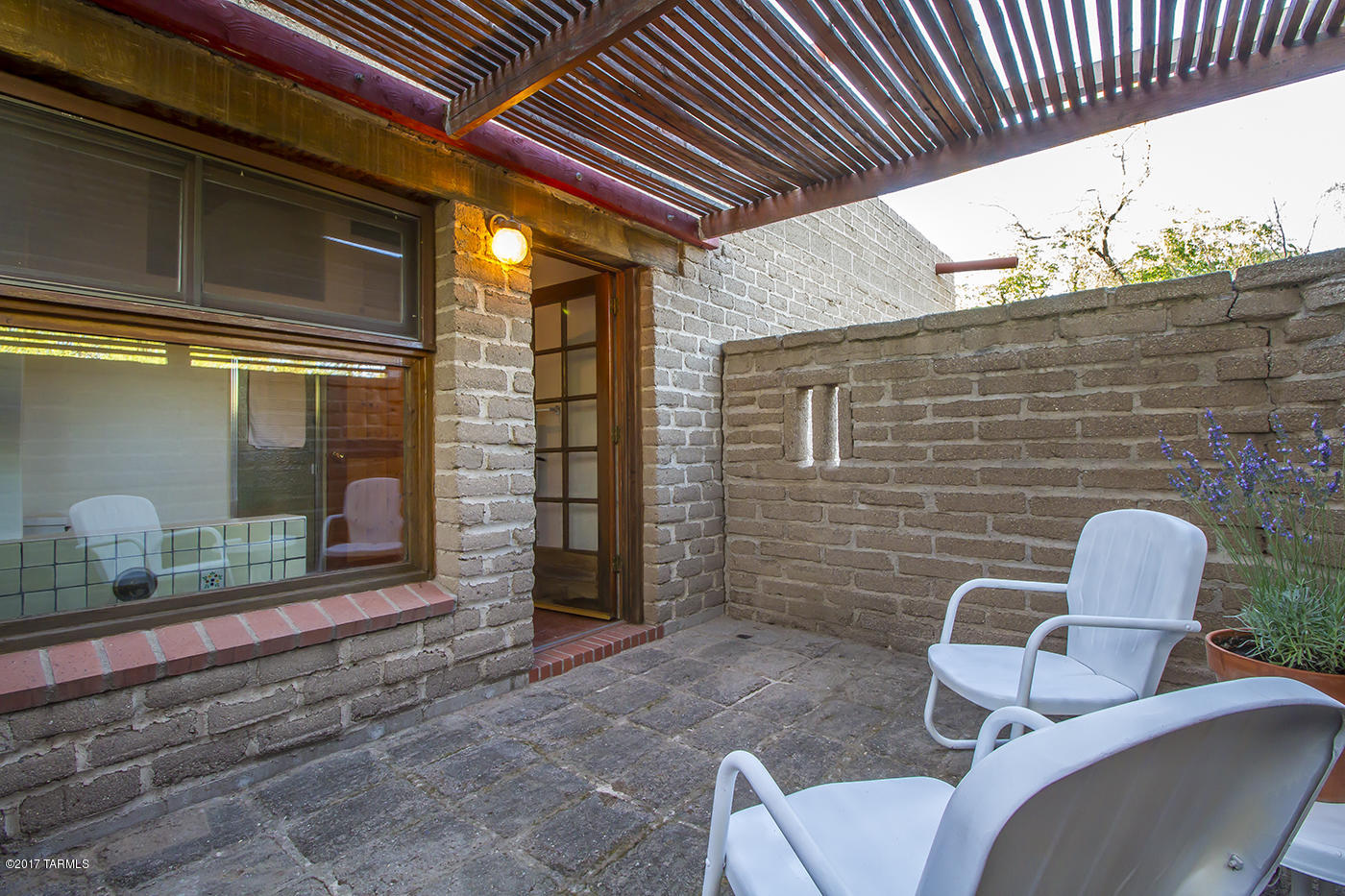 Unsubdivided - Residential