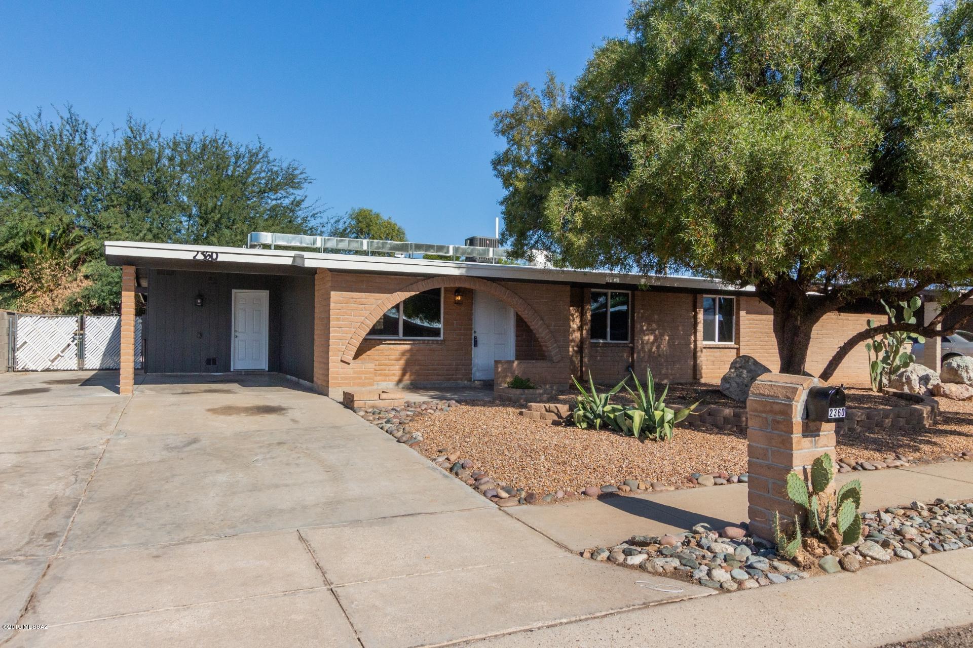 Casas Adobes Park (541-643) - Residential