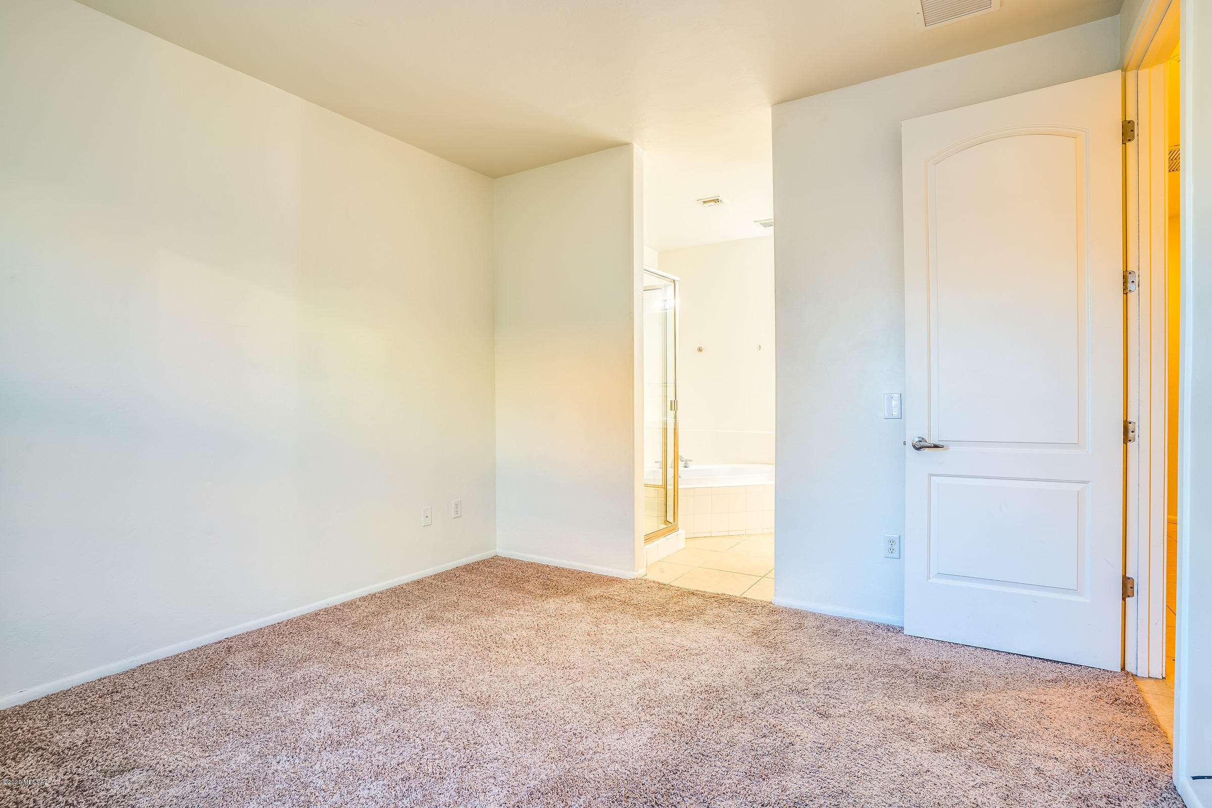 River Walk (1-140) - Residential