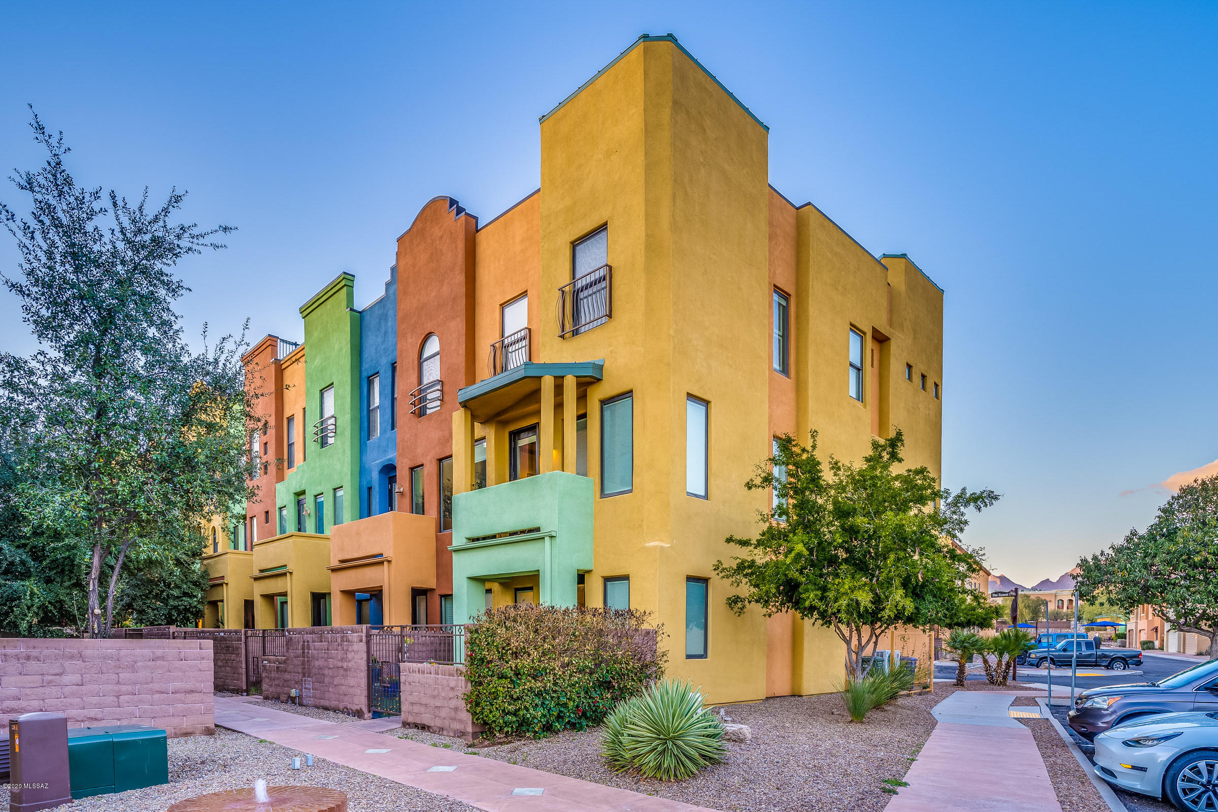 River Walk (1-140) - Residential