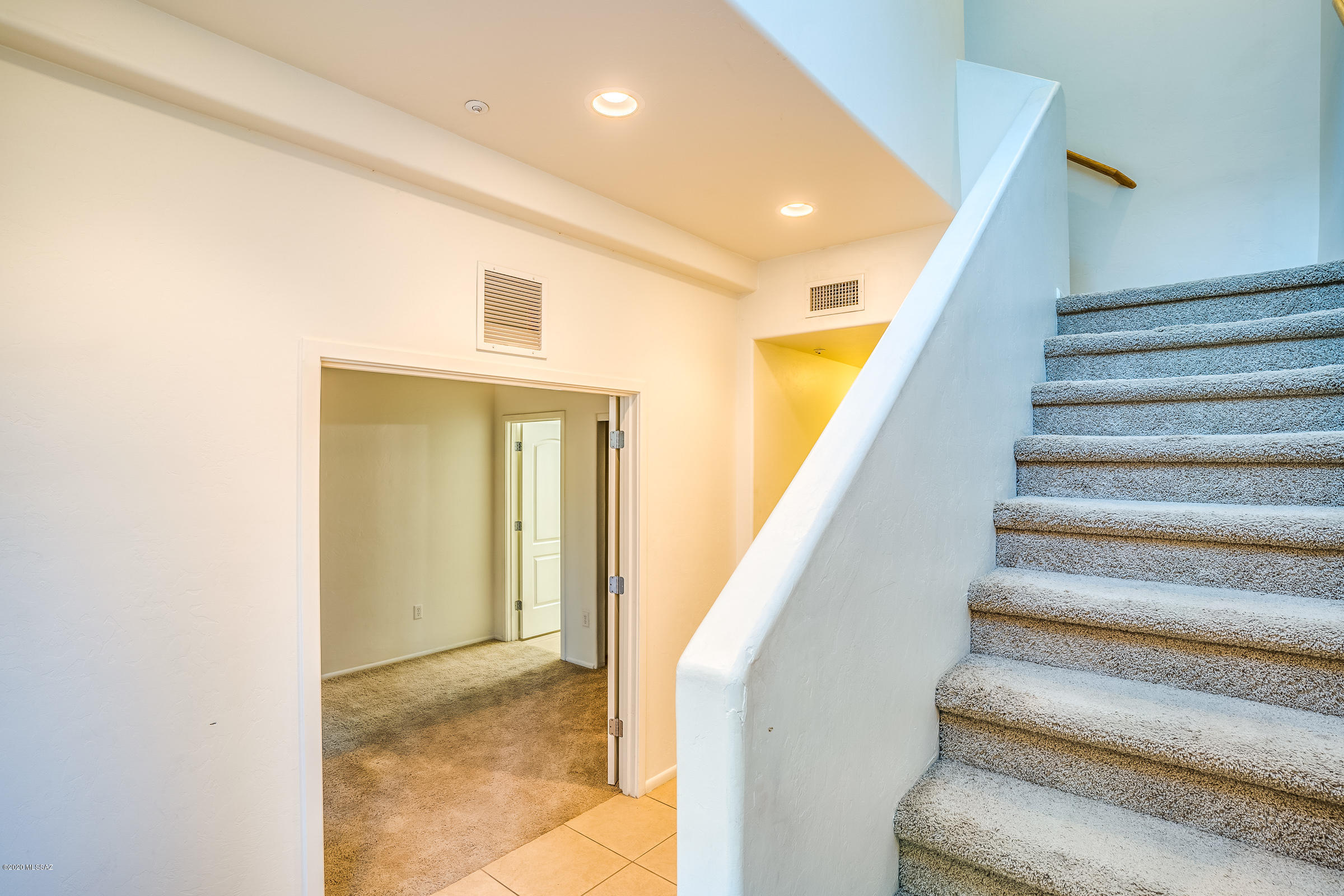 River Walk (1-140) - Residential