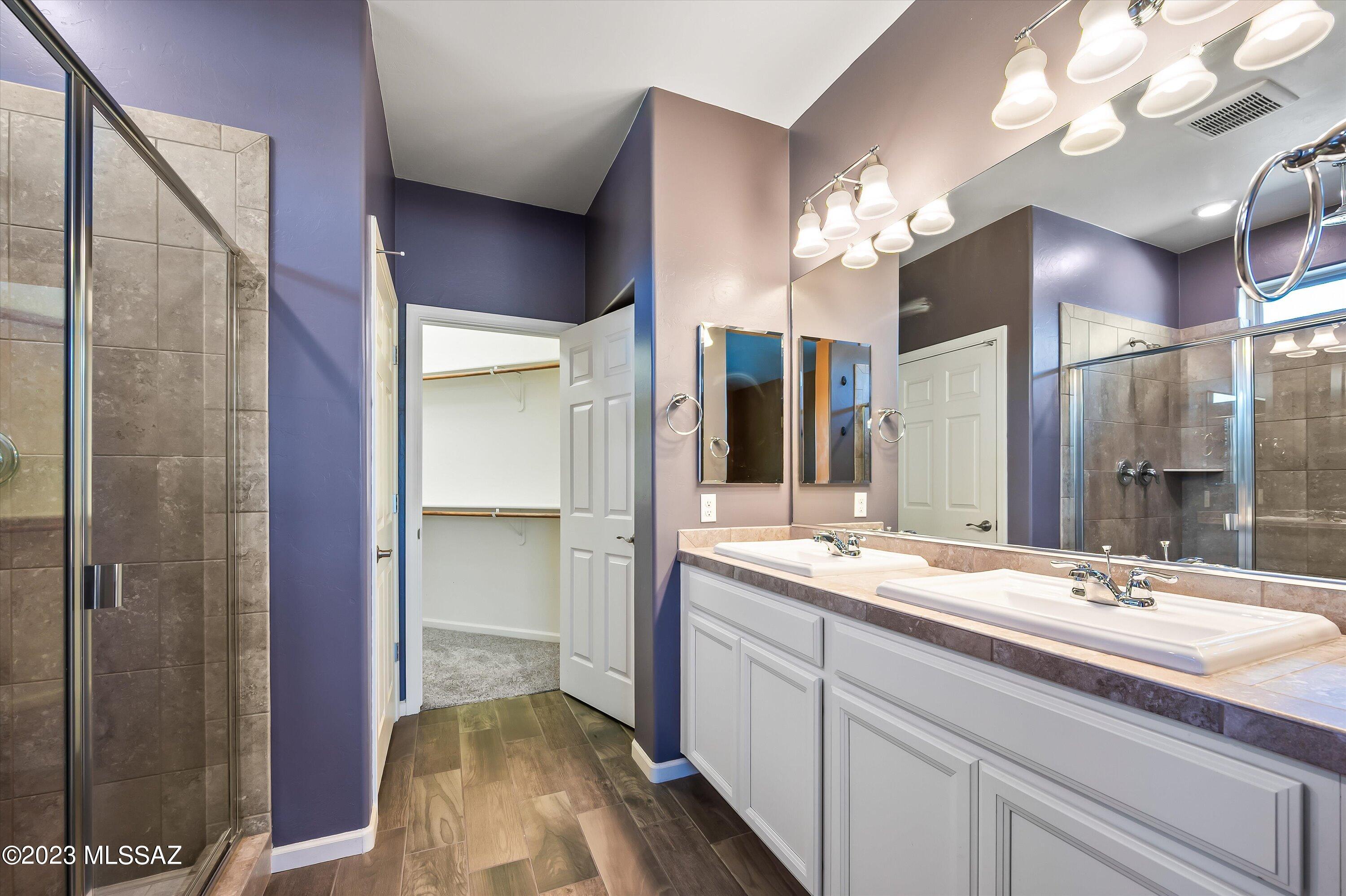 Gladden Farms 22 & 24 - Residential Lease