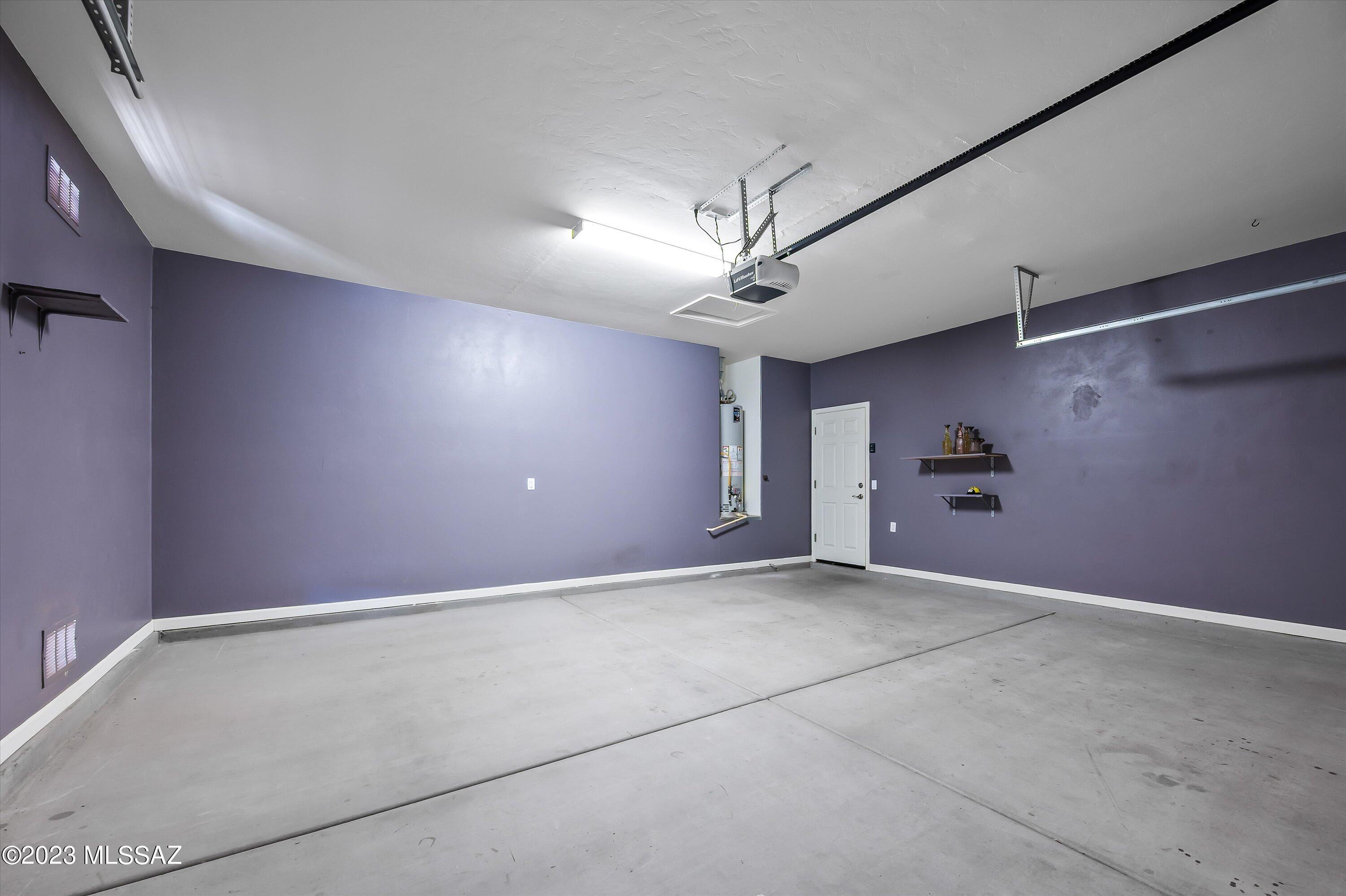 Gladden Farms 22 & 24 - Residential Lease
