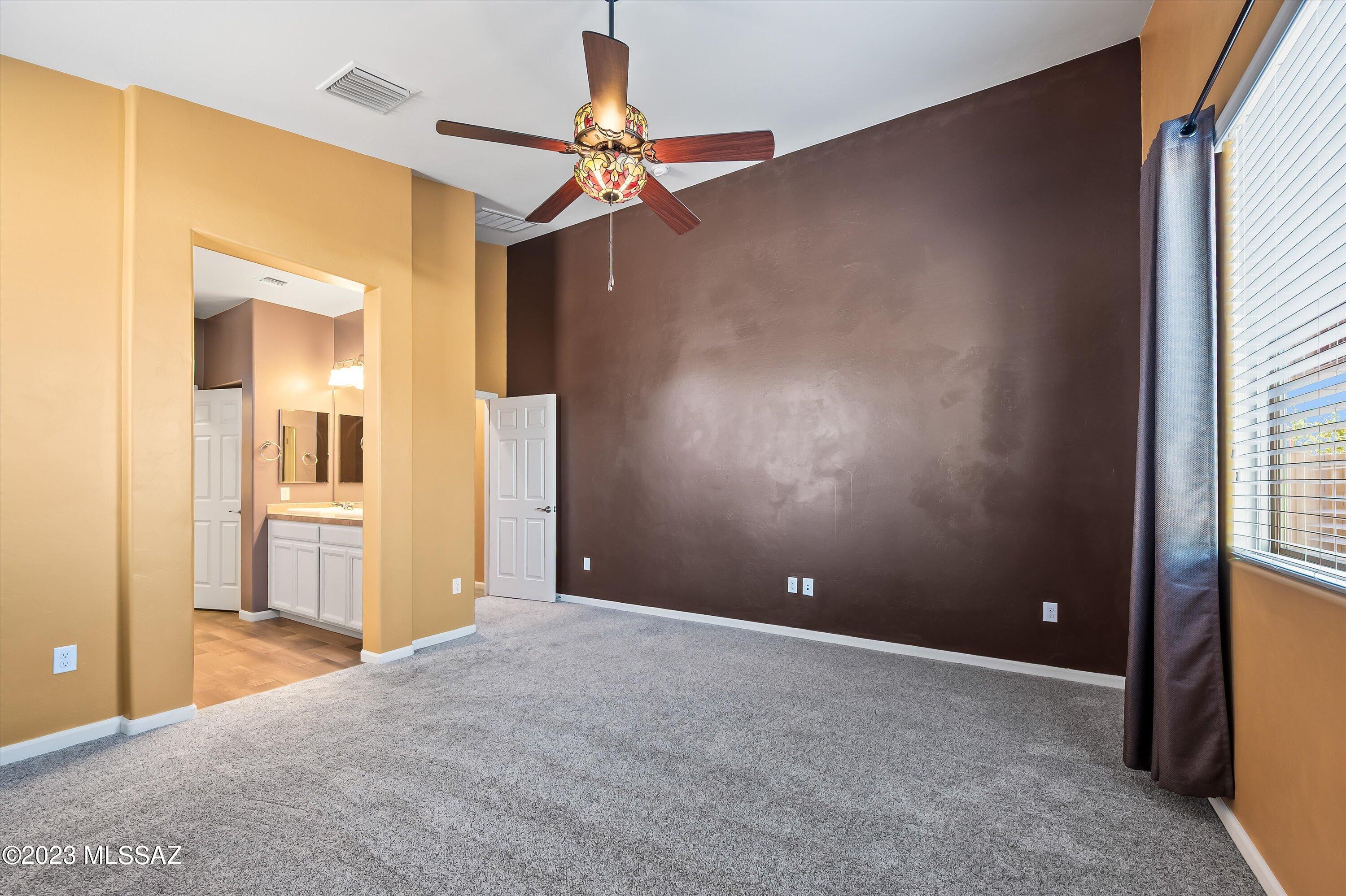 Gladden Farms 22 & 24 - Residential Lease