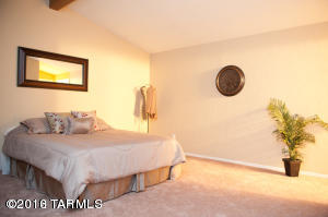 Unsubdivided - Residential Lease