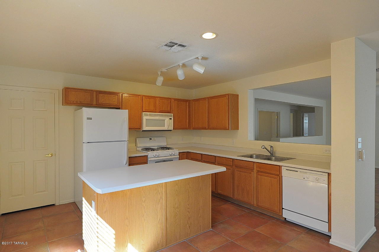 Hartman Vistas-(1-353) - Residential Lease