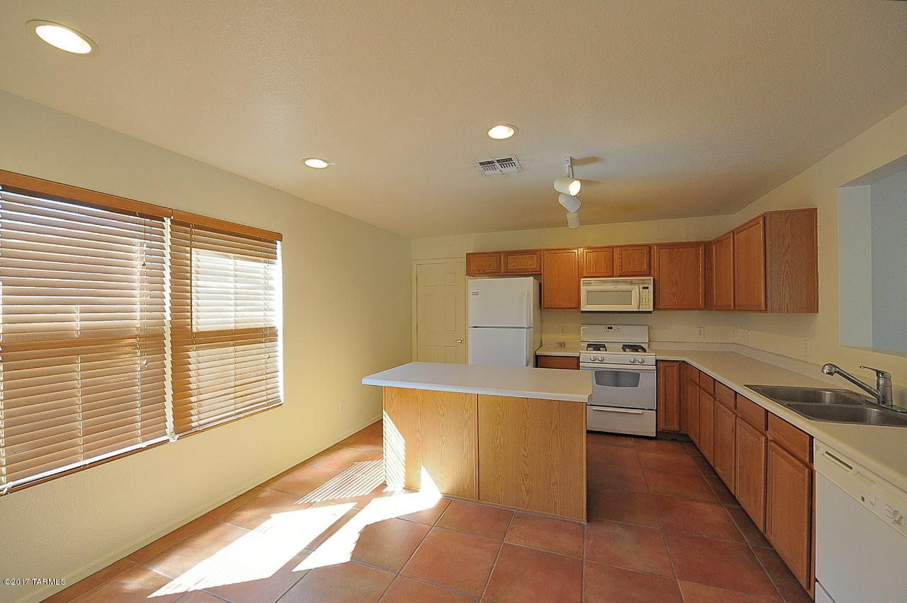 Hartman Vistas-(1-353) - Residential Lease
