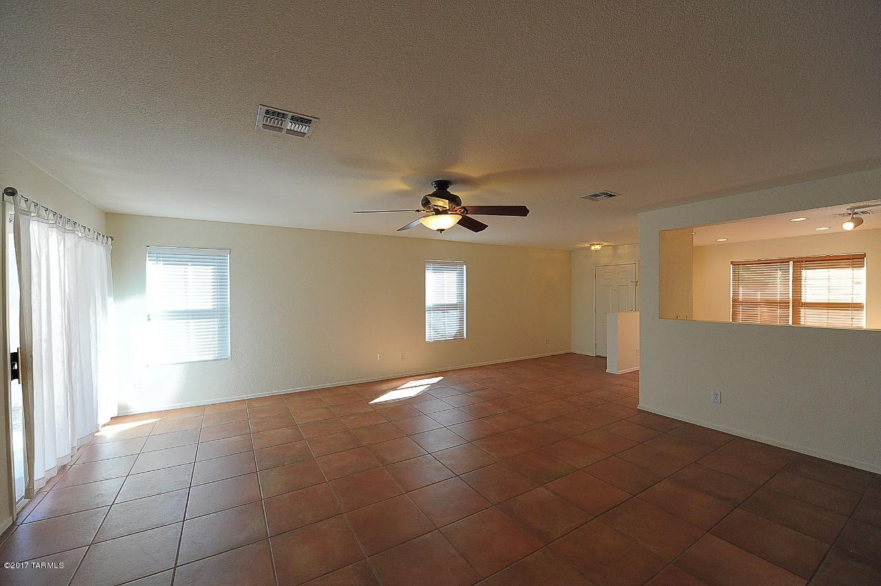 Hartman Vistas-(1-353) - Residential Lease