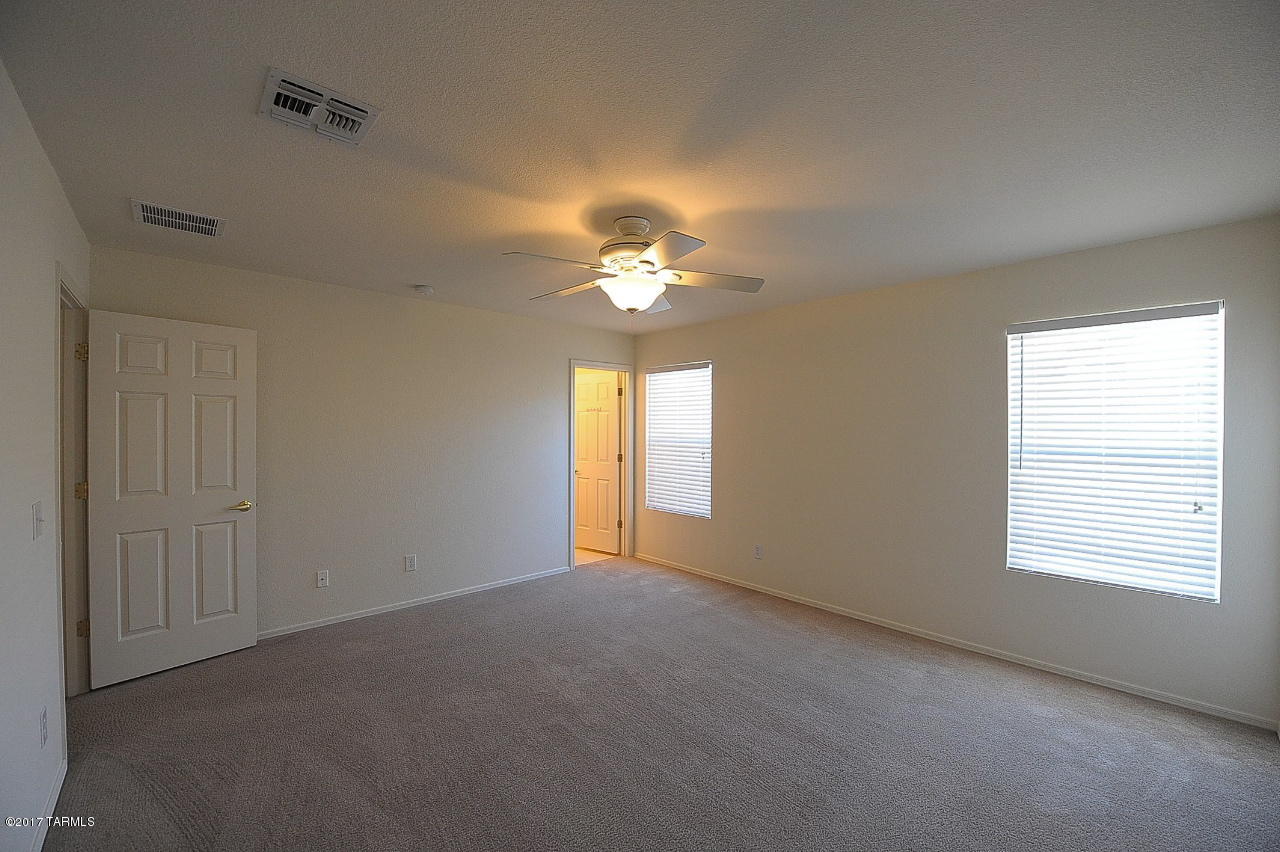 Hartman Vistas-(1-353) - Residential Lease