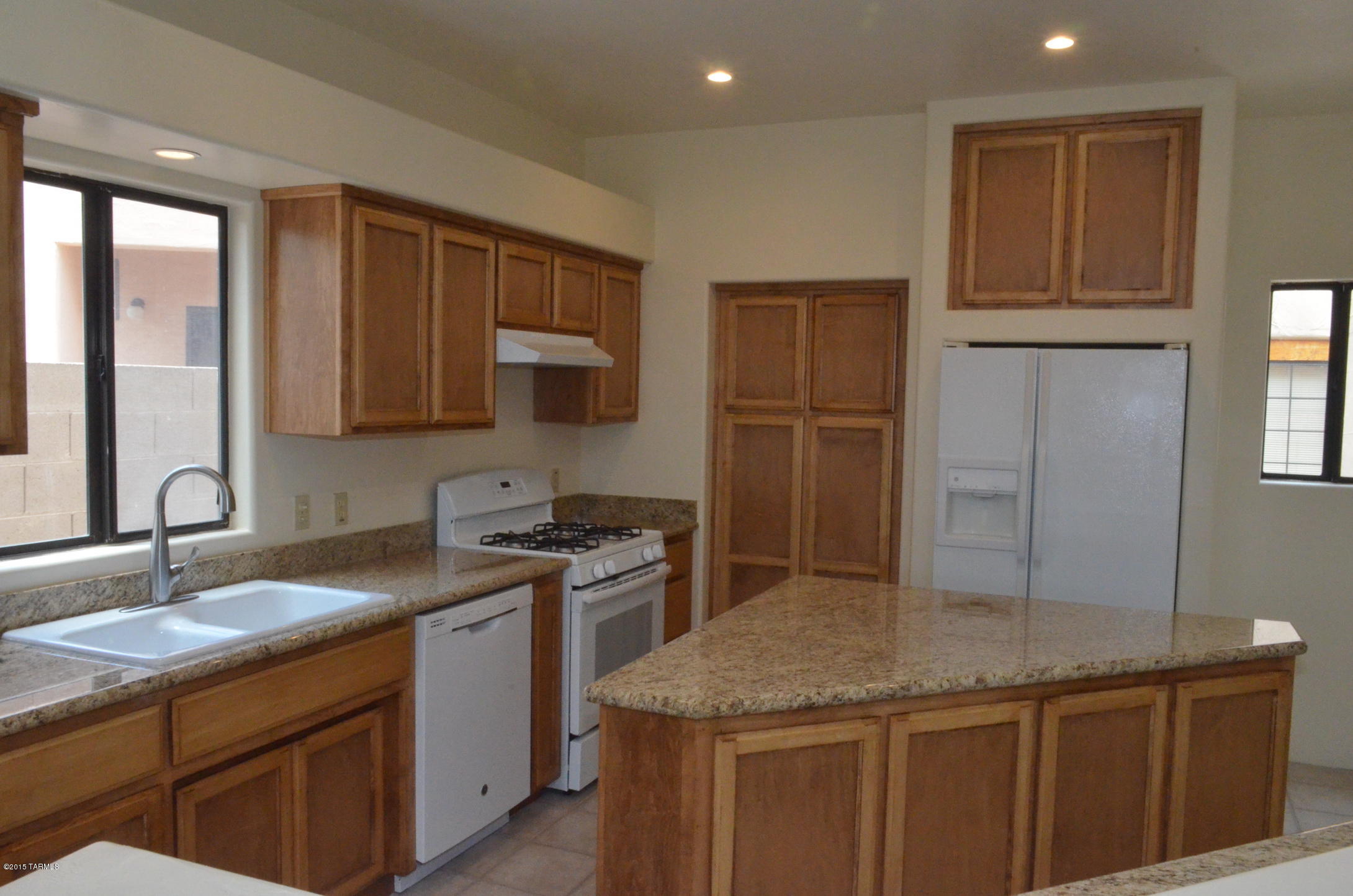 River At North Campbell (1-59) - Residential