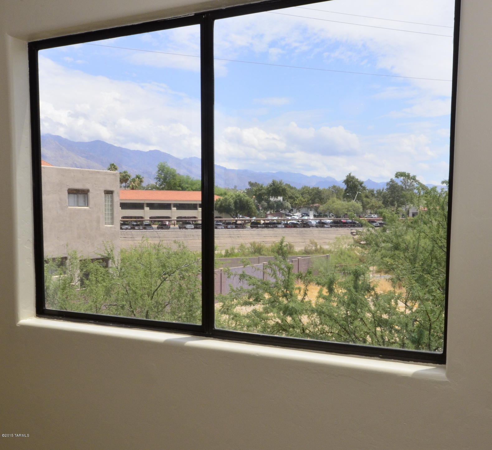 River At North Campbell (1-59) - Residential