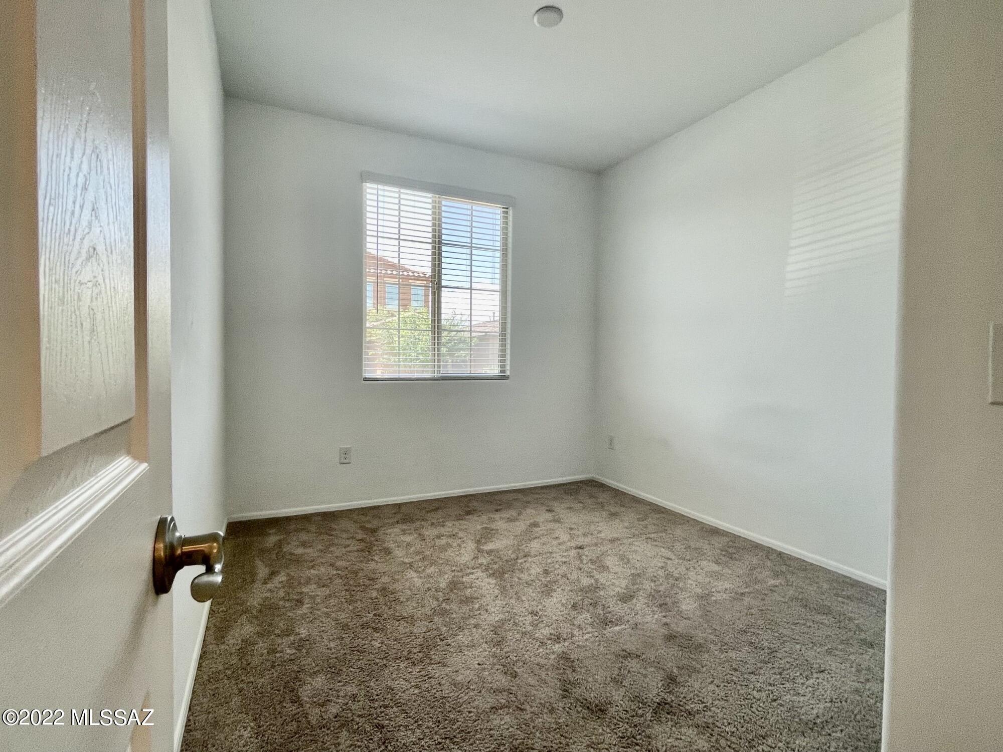 La Estancia De Tucson (331-410) - Residential Lease