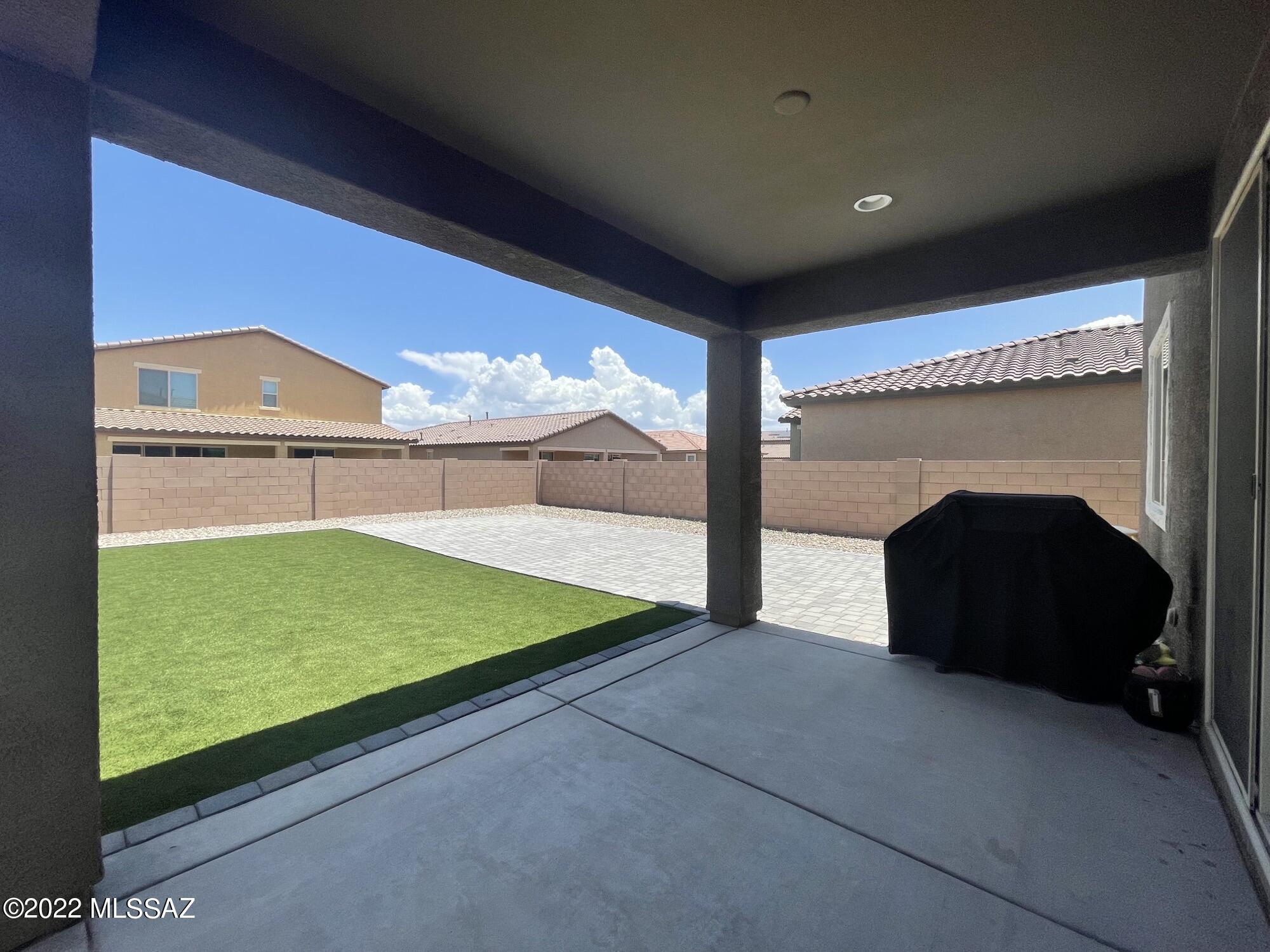 La Estancia De Tucson (331-410) - Residential Lease