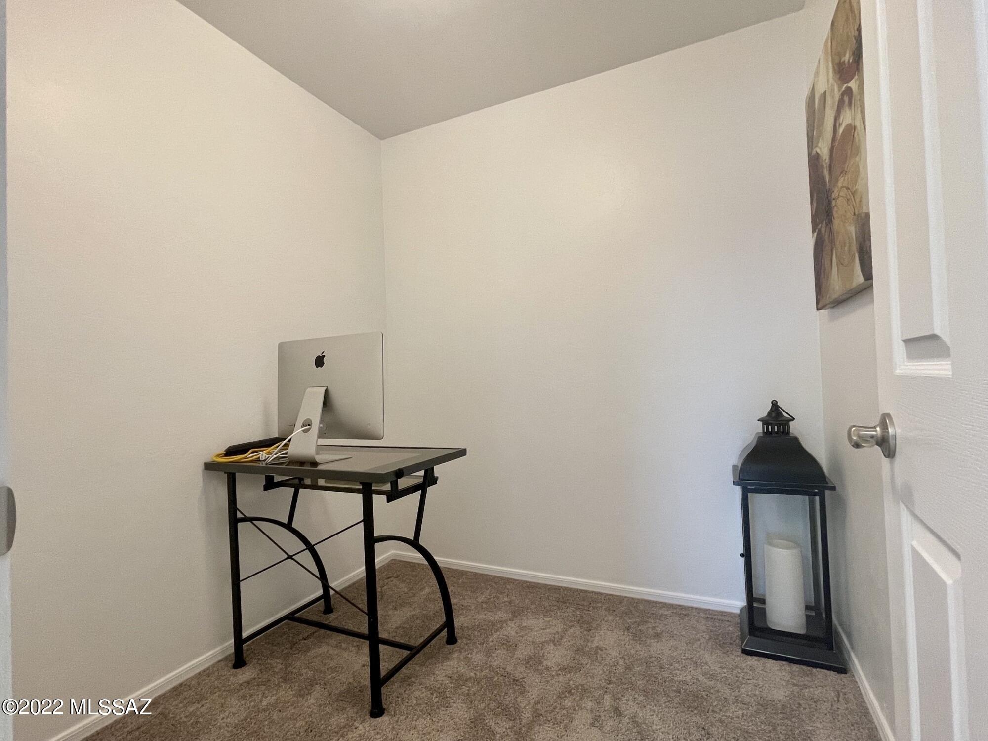 La Estancia De Tucson (331-410) - Residential Lease