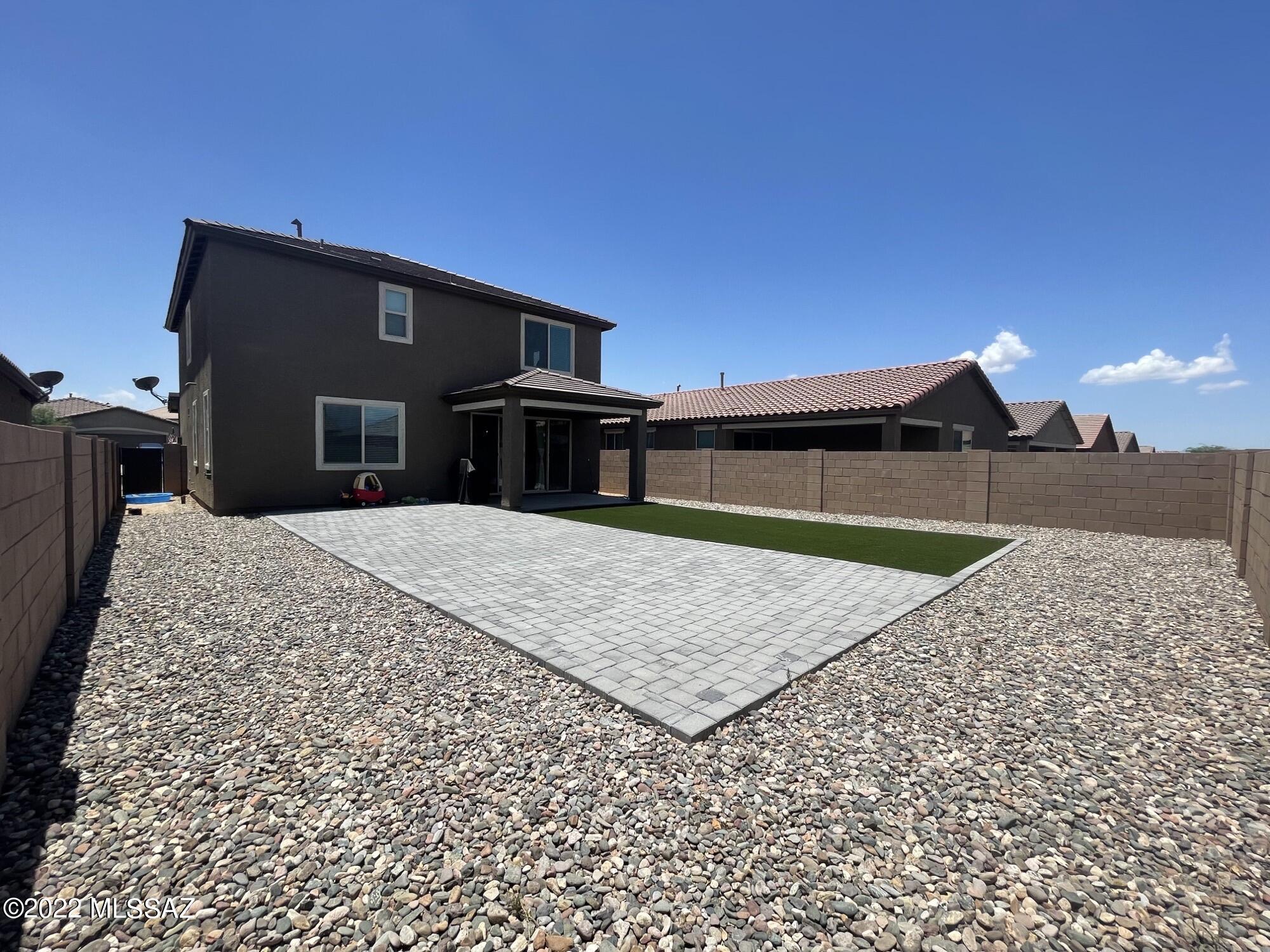 La Estancia De Tucson (331-410) - Residential Lease