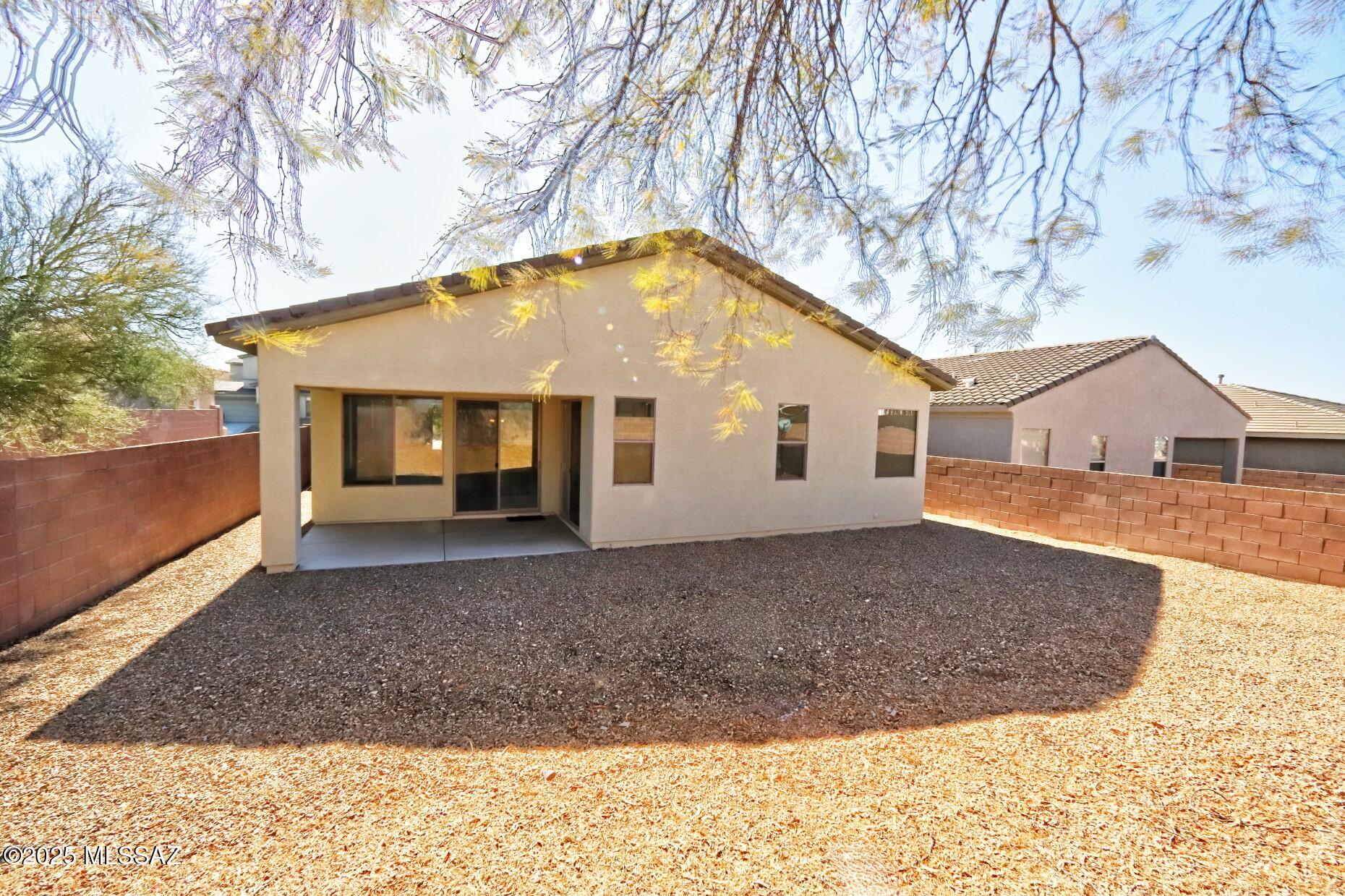 Rancho Paraiso (1-183) - Residential Lease