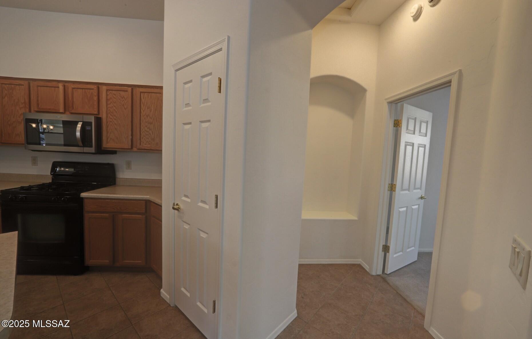 Rancho Paraiso (1-183) - Residential Lease