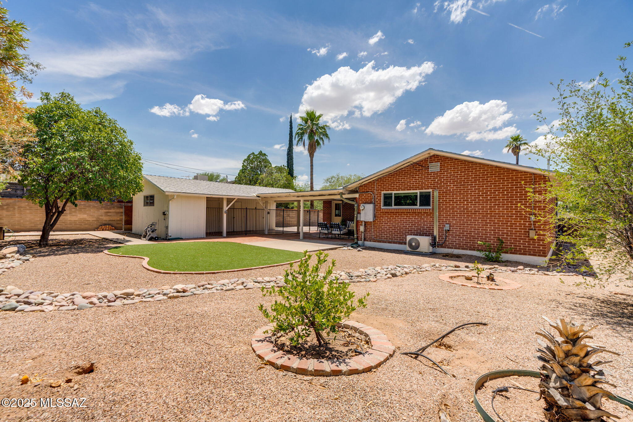 Brentwood - Residential