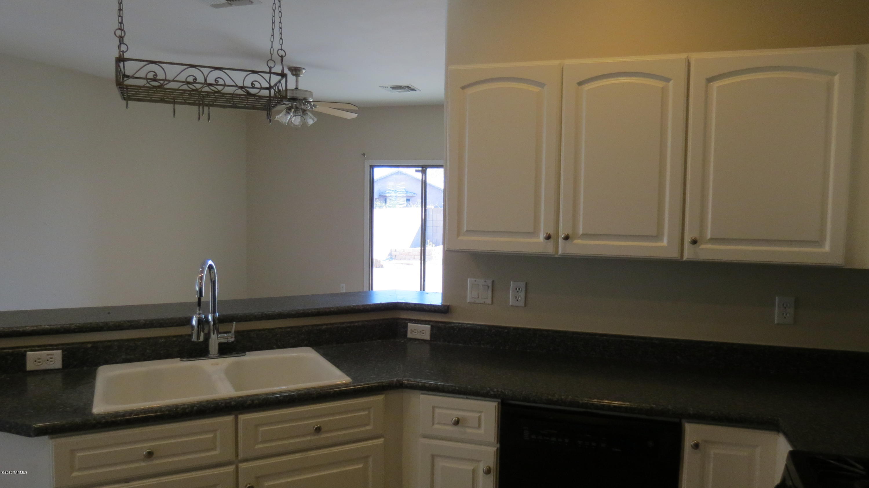 Continental Reserve Blk. 7 & 8 (1-82) - Residential Lease