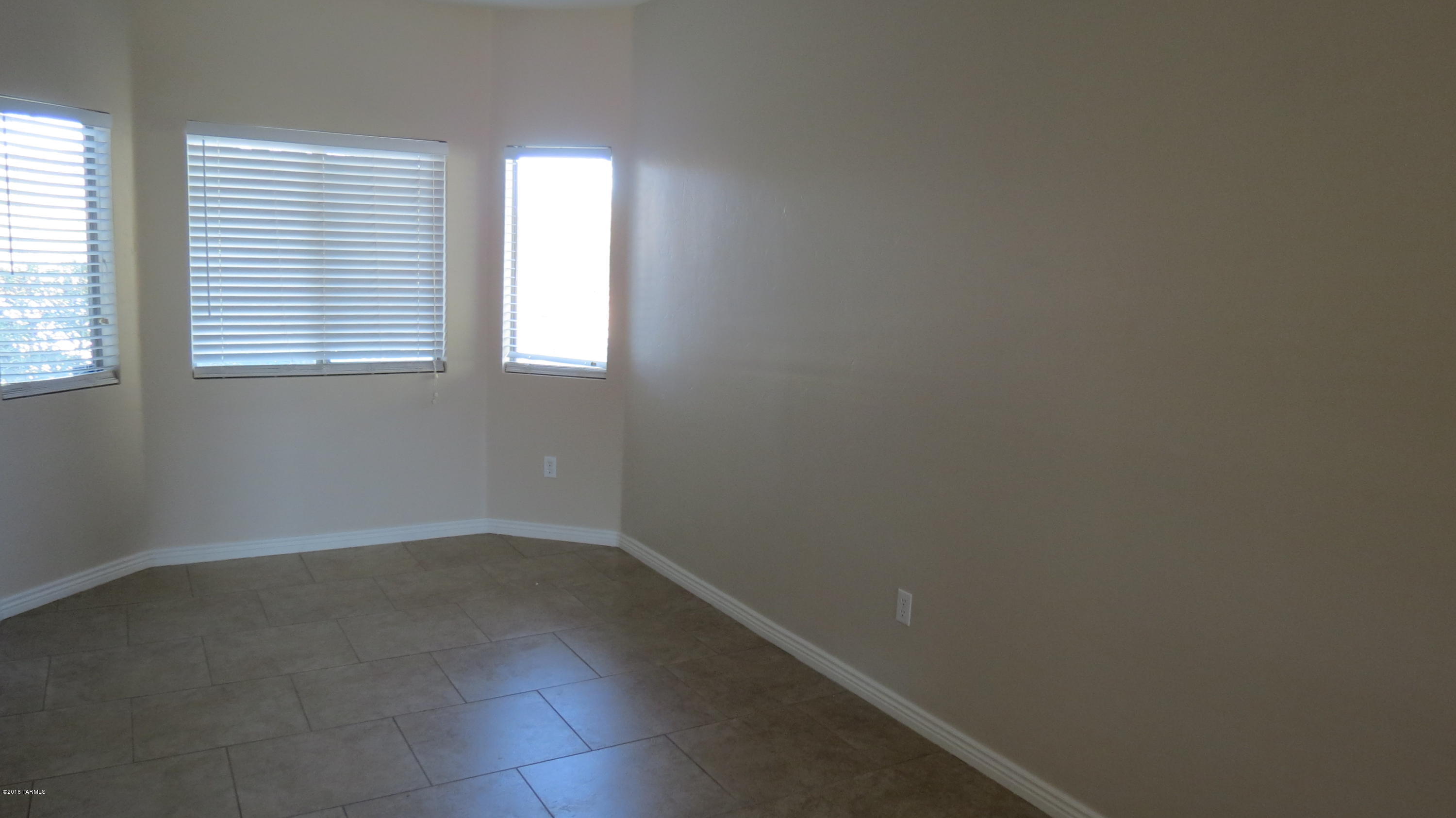 Continental Reserve Blk. 7 & 8 (1-82) - Residential Lease