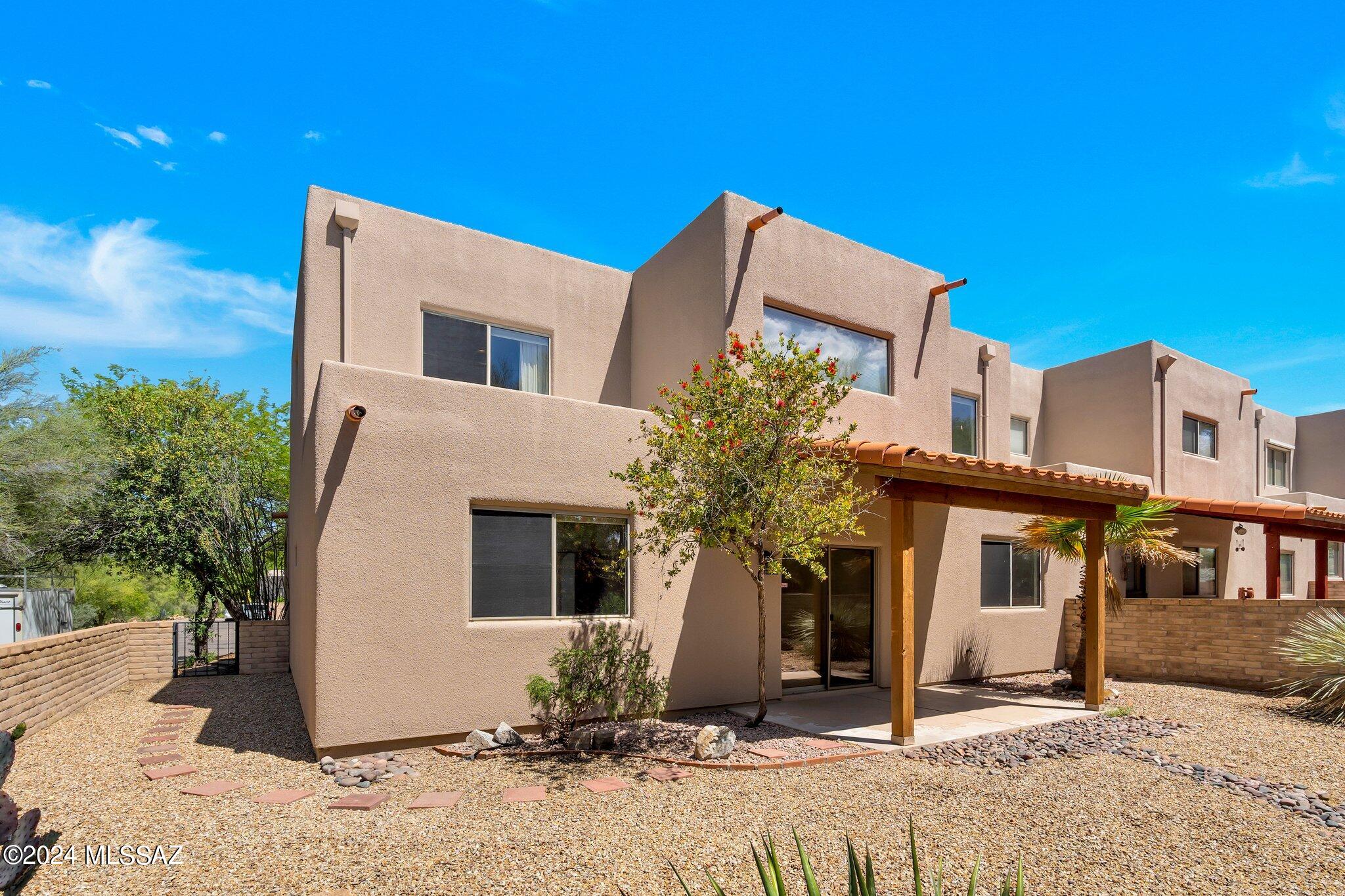 Villas Hermosa - Residential