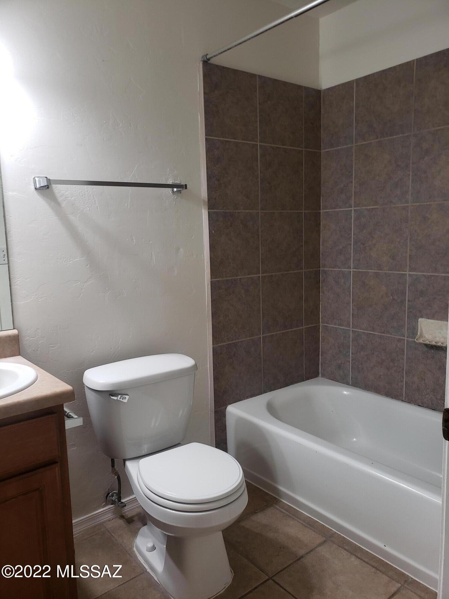 Irvington Park - Residential Lease