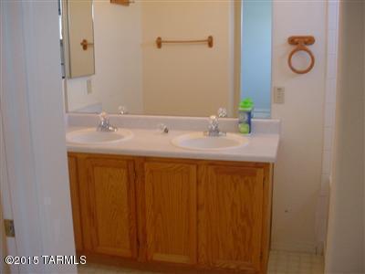 Wilmot Vista (1-101) - Residential Lease