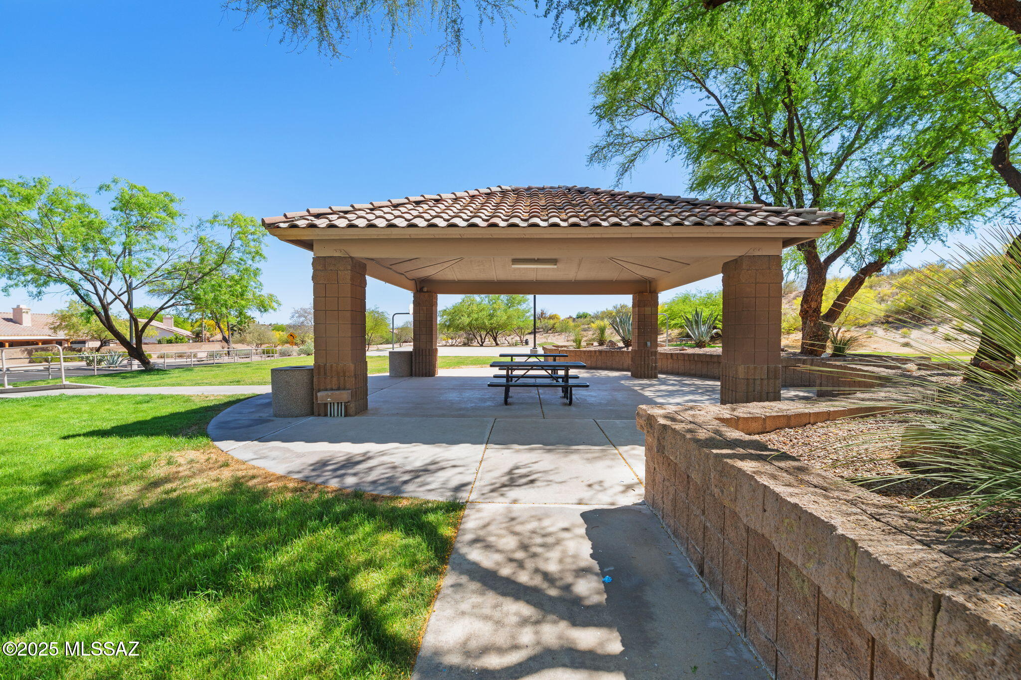 Bluffs (The) 2 - Residential