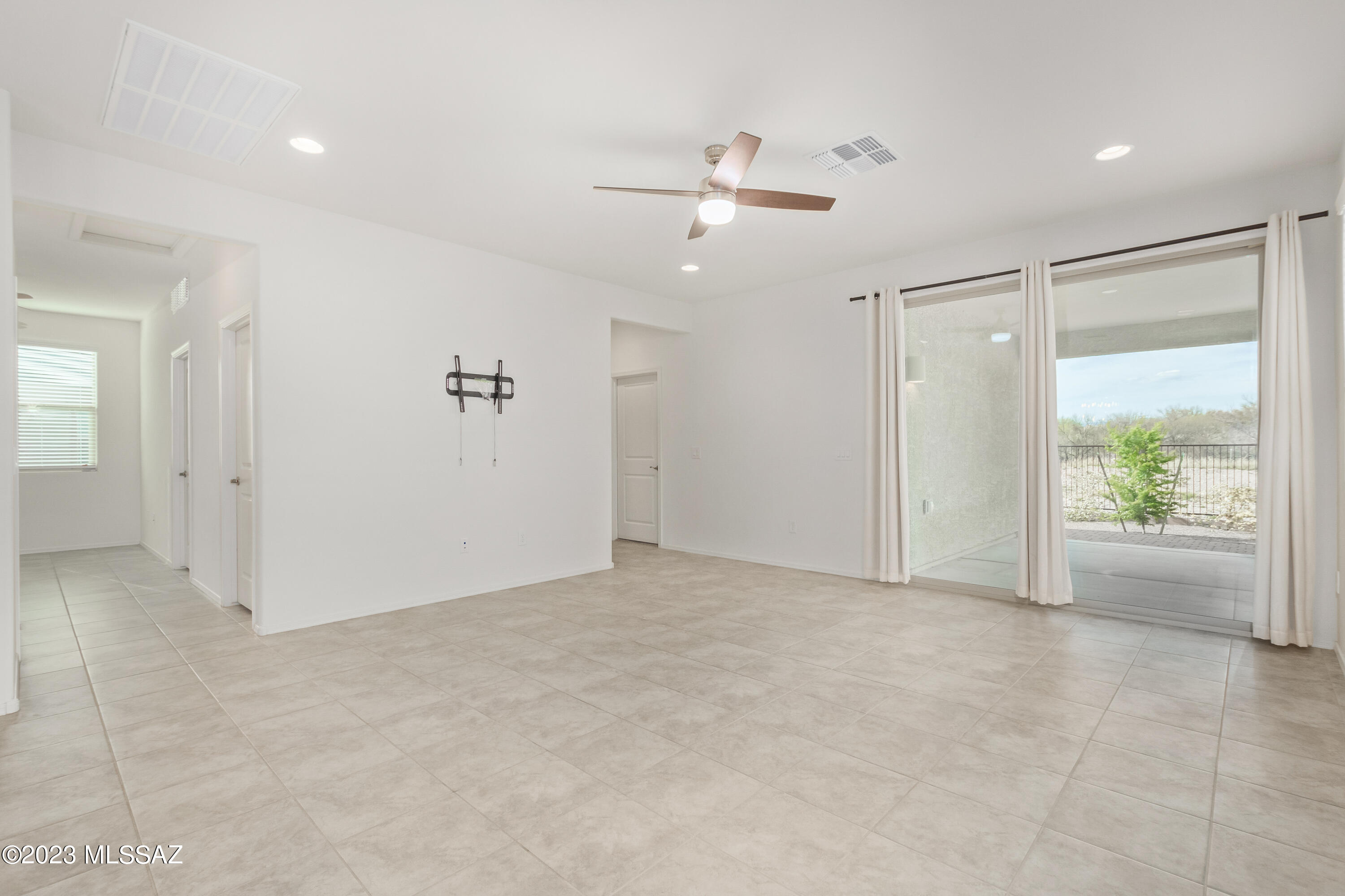 Rancho Del Lago (1-100) - Residential