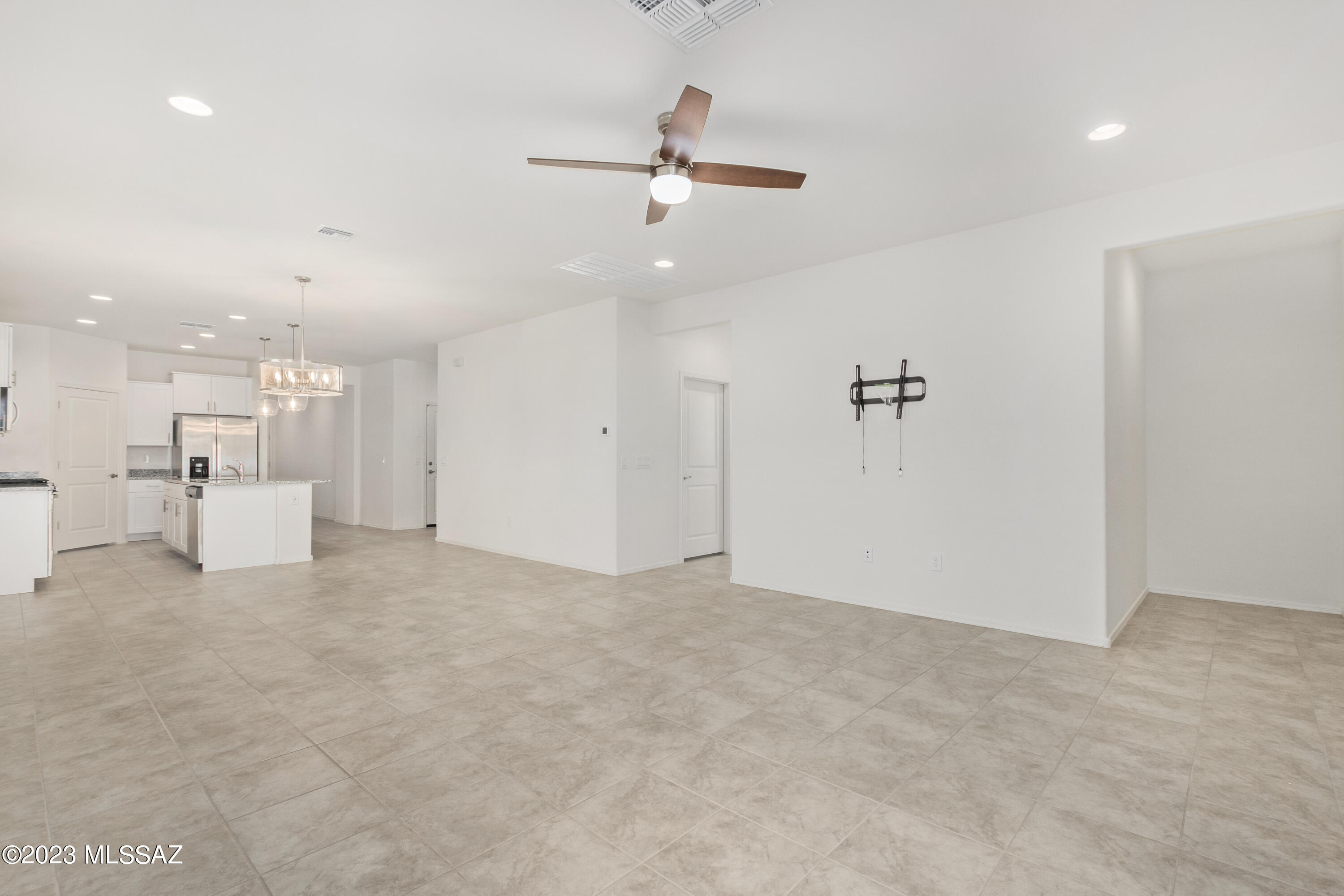 Rancho Del Lago (1-100) - Residential