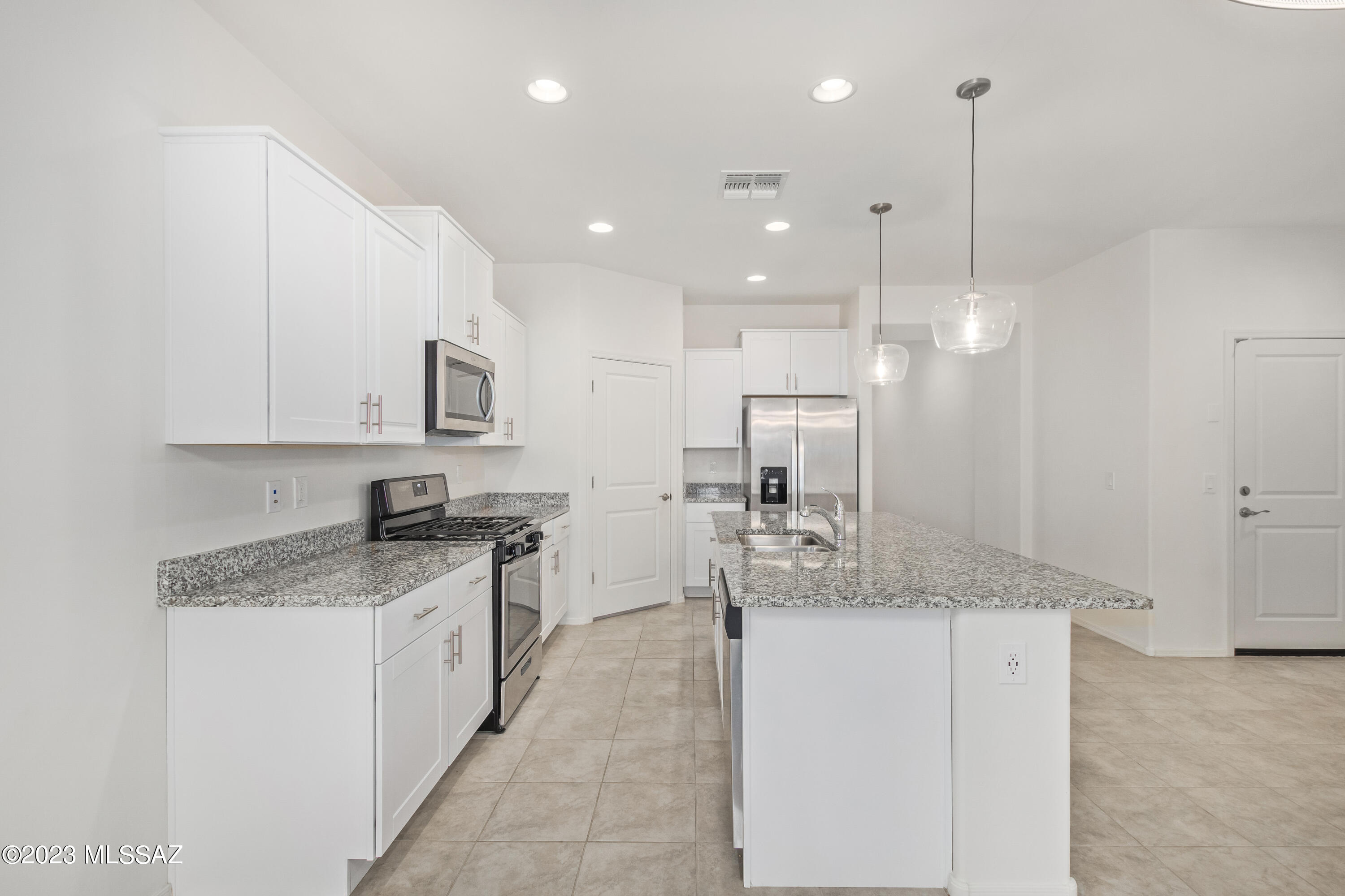 Rancho Del Lago (1-100) - Residential