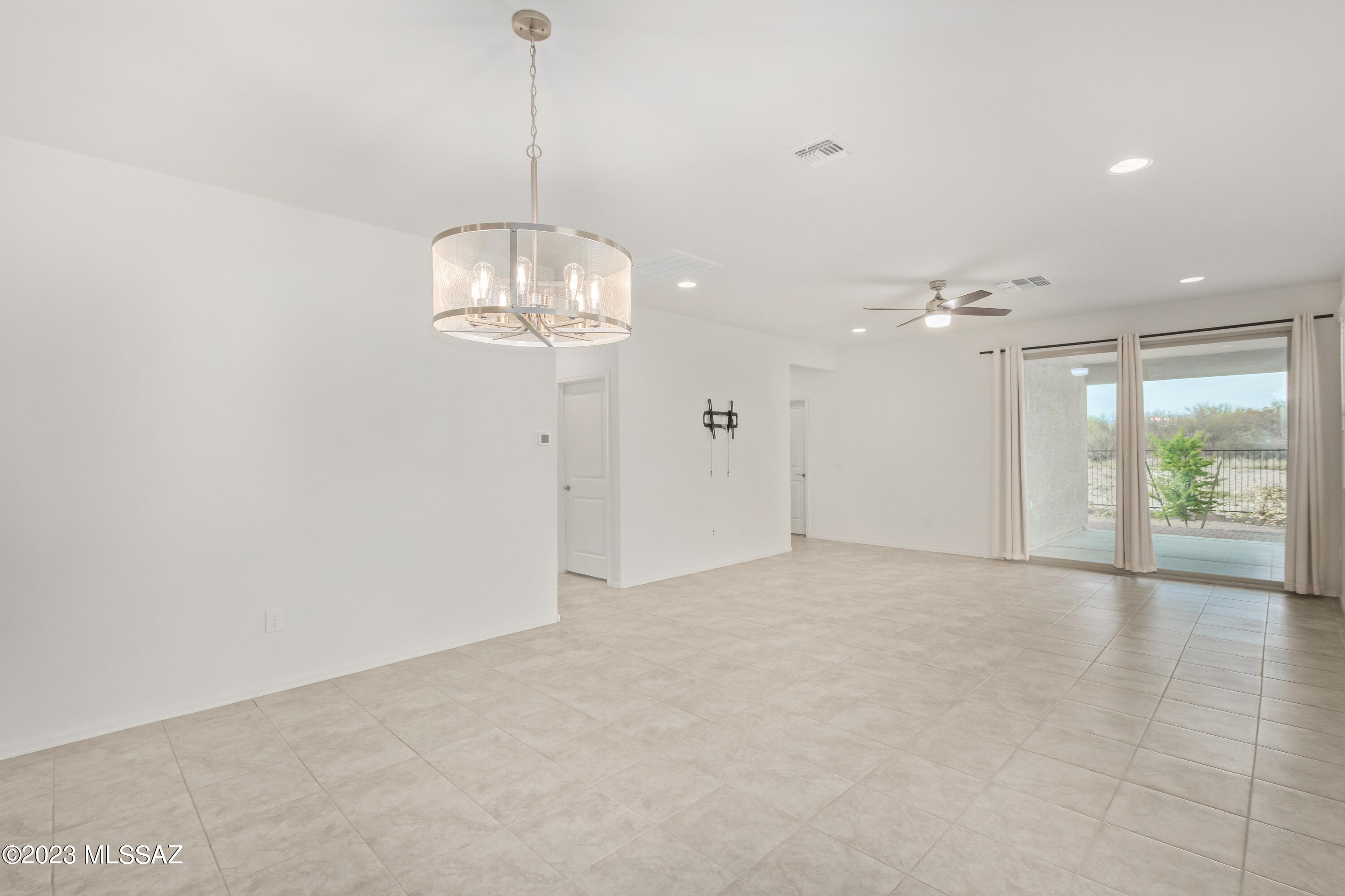 Rancho Del Lago (1-100) - Residential