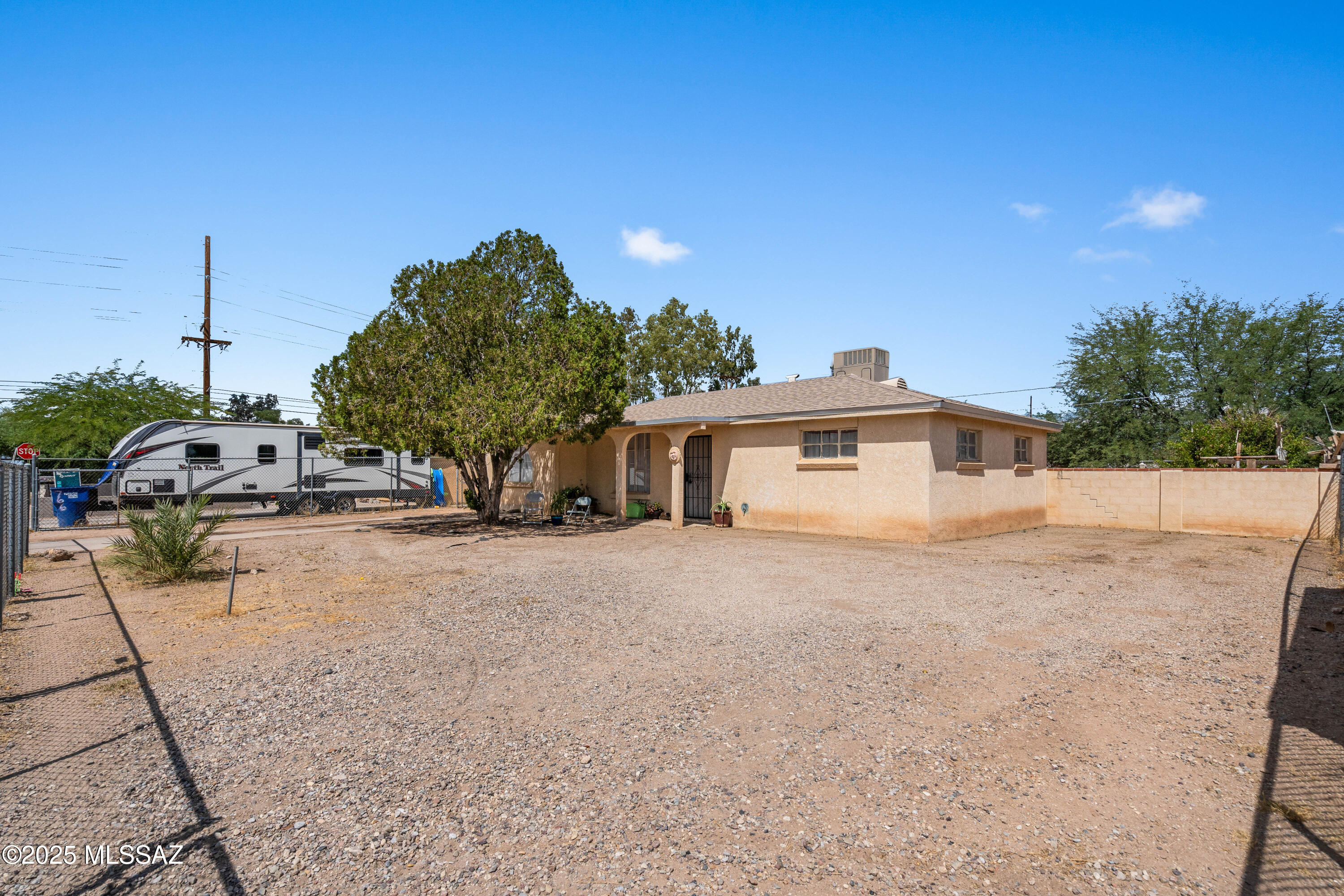 Mission Manor NO. 4 - Residential